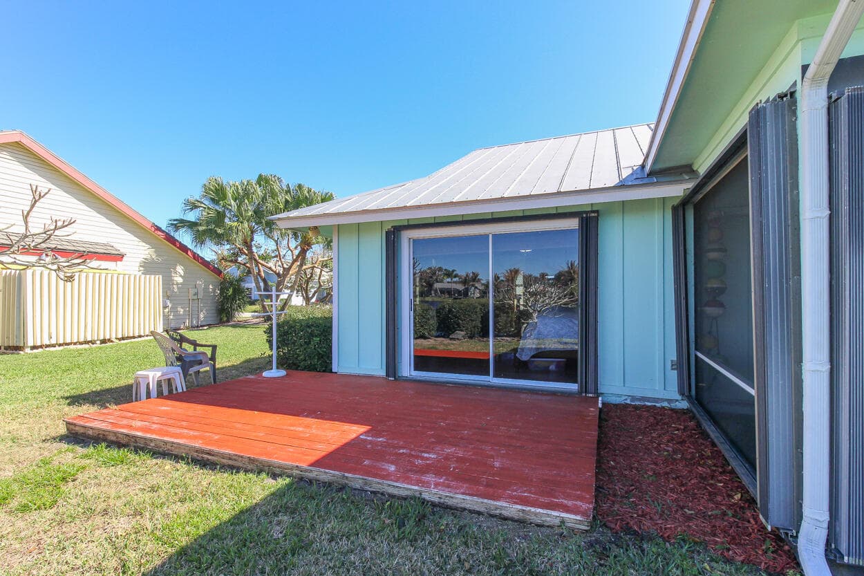 10691 SE Jupiter Narrows Drive, Hobe Sound, FL 33455 — photo 37 of 53