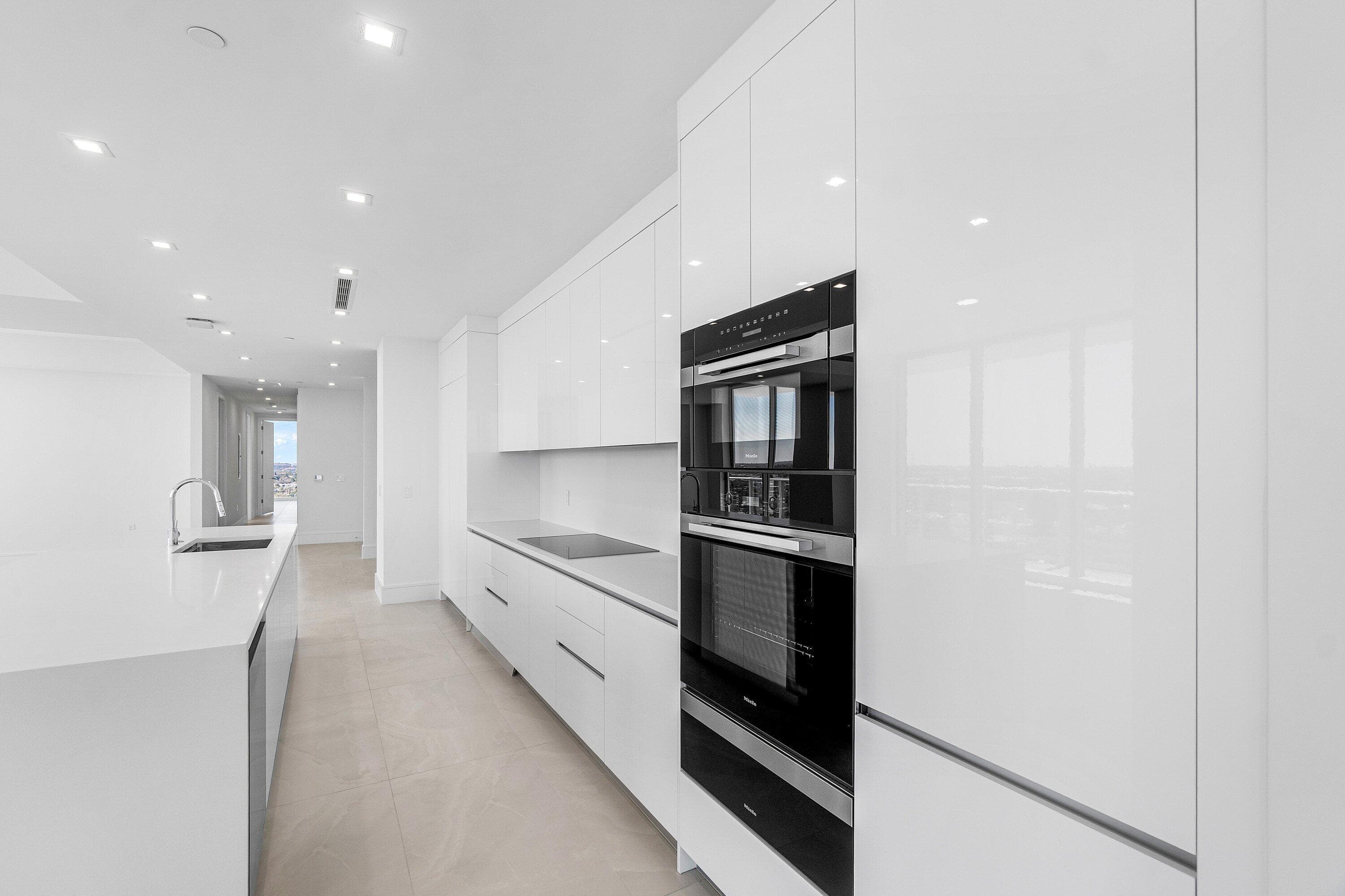 220 Lake Shore Drive 2012, Lake Park, FL 33403 — photo 16 of 97