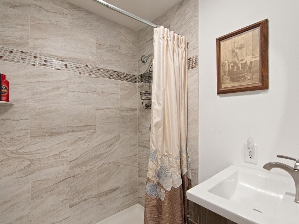 8 Brisa Lane, Port St. Lucie, FL 34952 — photo 14 of 31