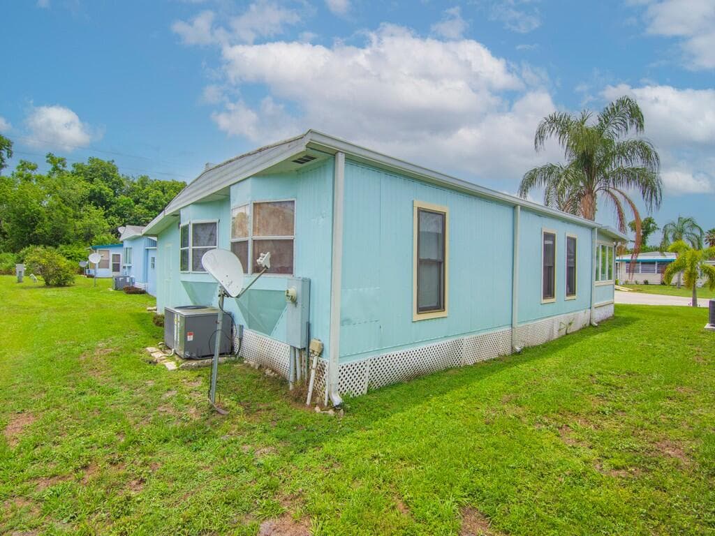 8 Brisa Lane, Port St. Lucie, FL 34952 — photo 28 of 31