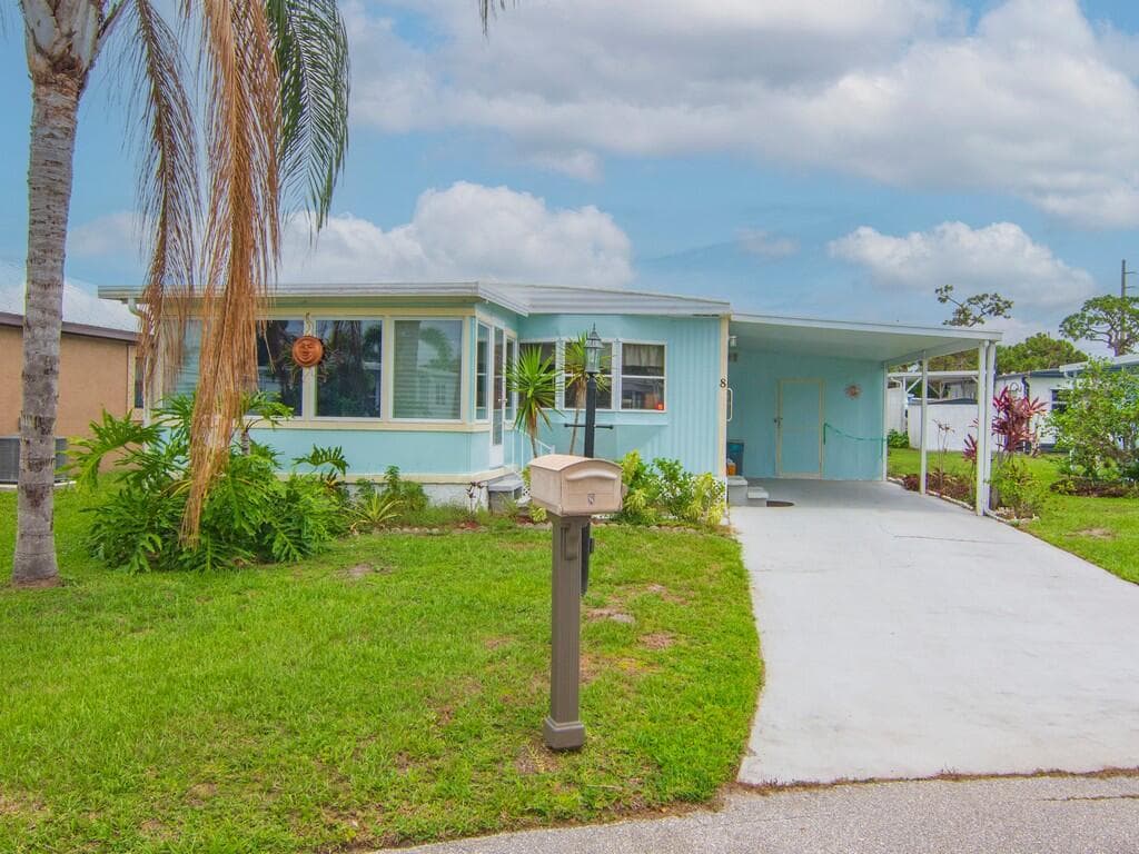 8 Brisa Lane, Port St. Lucie, FL 34952 — photo 23 of 31