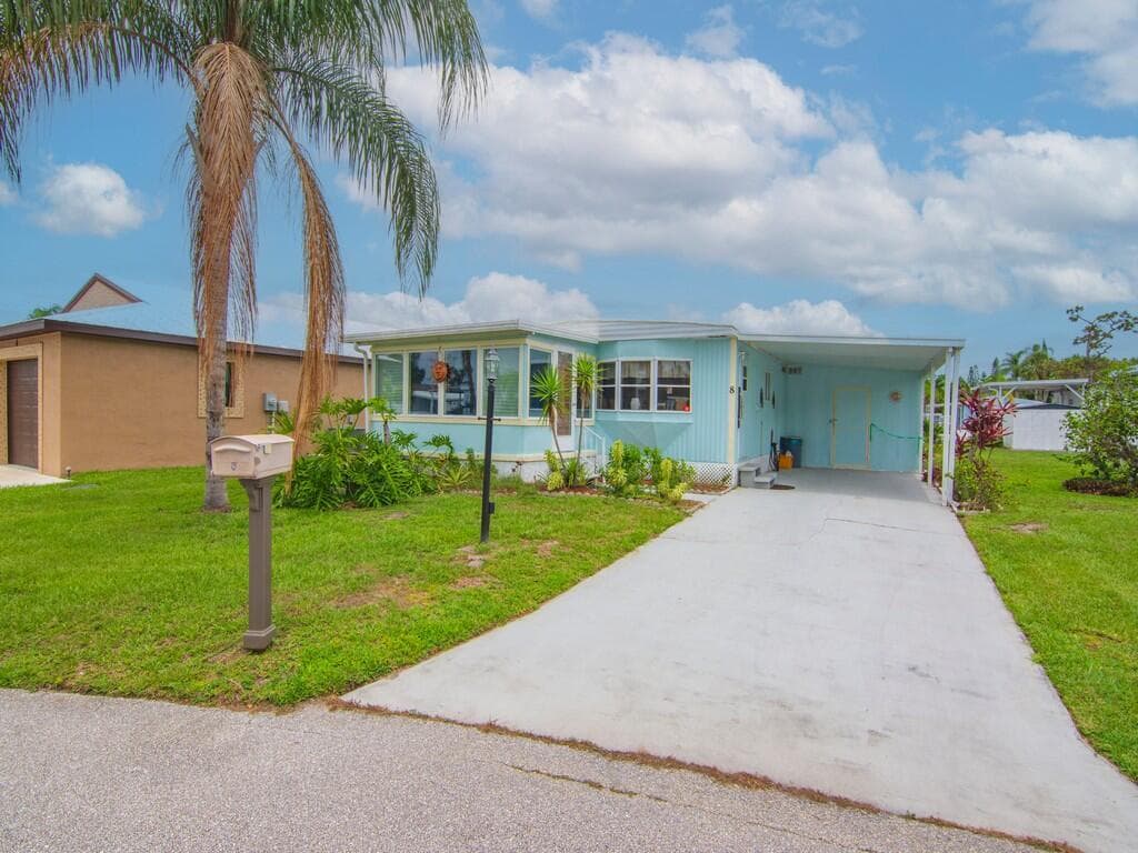 8 Brisa Lane, Port St. Lucie, FL 34952 — photo 20 of 31