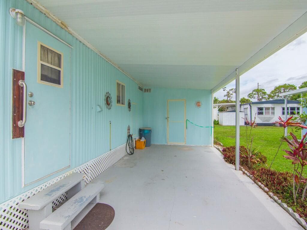 8 Brisa Lane, Port St. Lucie, FL 34952 — photo 26 of 31