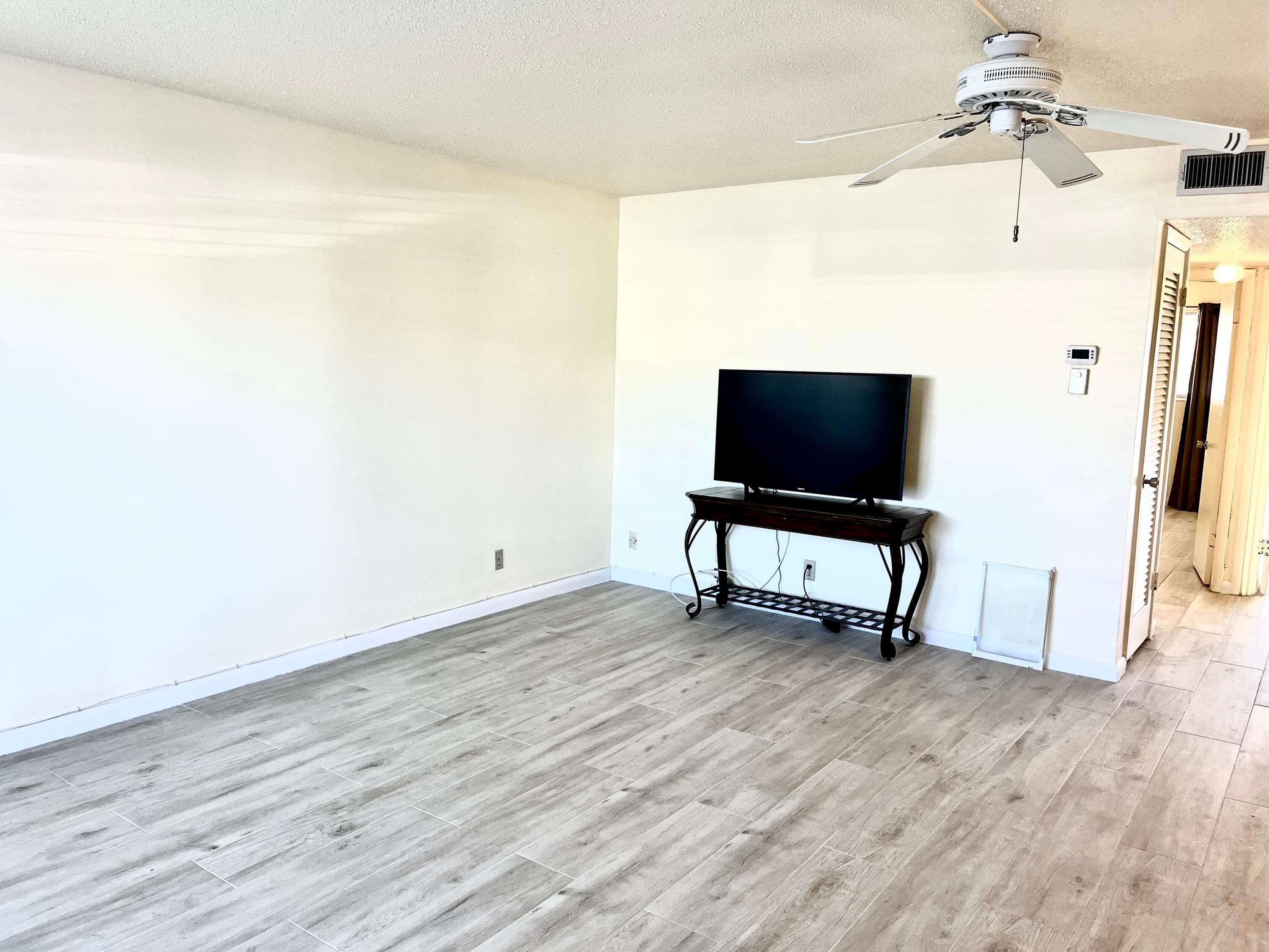 100 Doolen Court 112, North Palm Beach, FL 33408 — photo 2 of 20