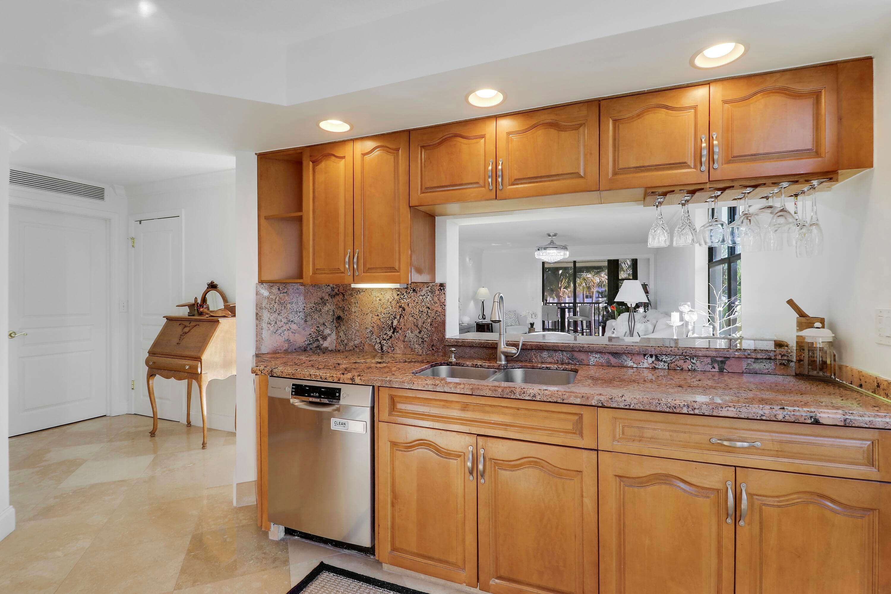 235 Bay Colony Drive N, Juno Beach, FL 33408 — photo 18 of 58