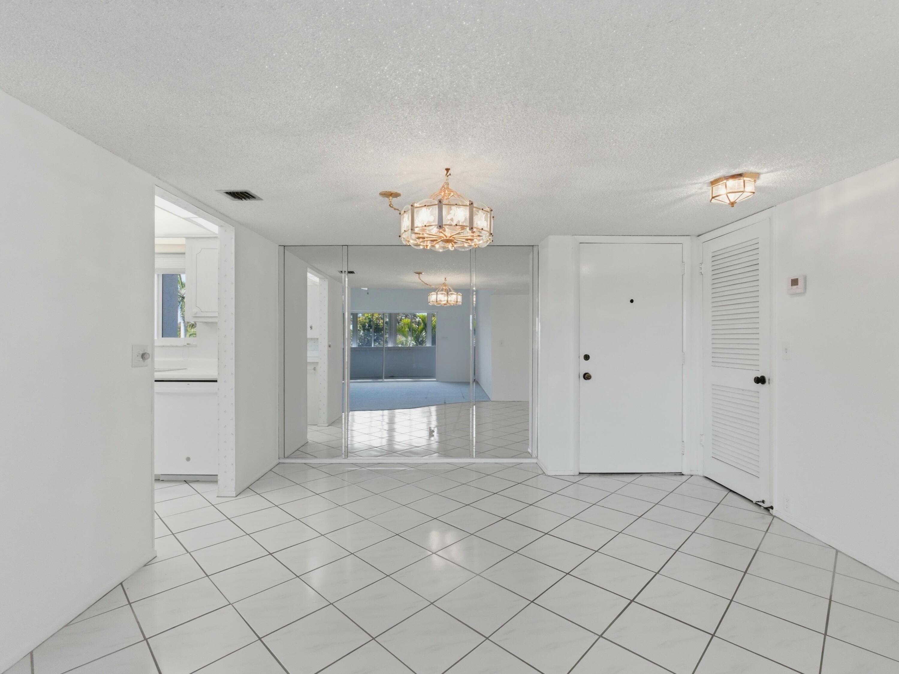 2580 Boundbrook Boulevard 202, Palm Springs, FL 33406 — photo 6 of 37