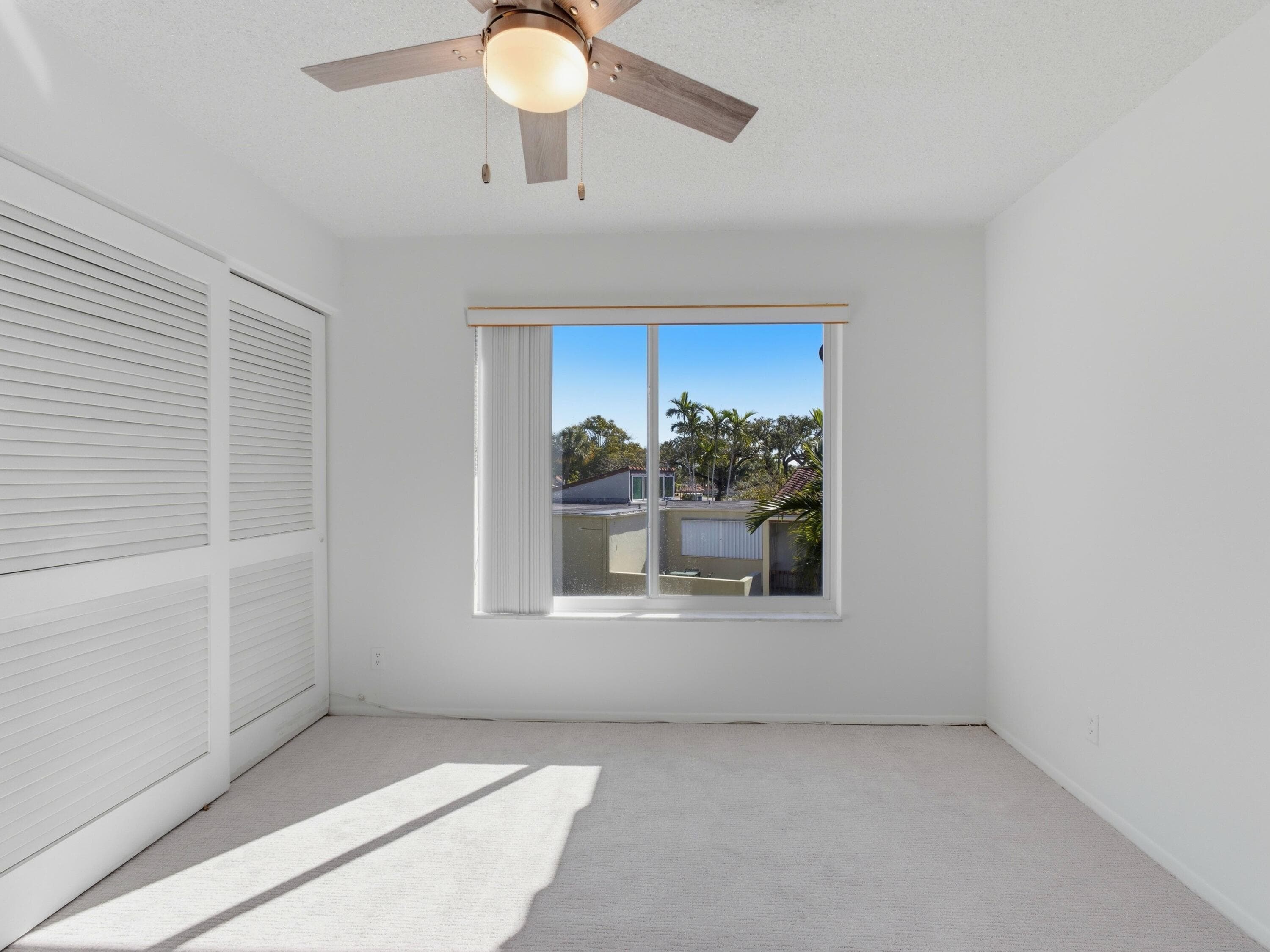 2580 Boundbrook Boulevard 202, Palm Springs, FL 33406 — photo 18 of 37