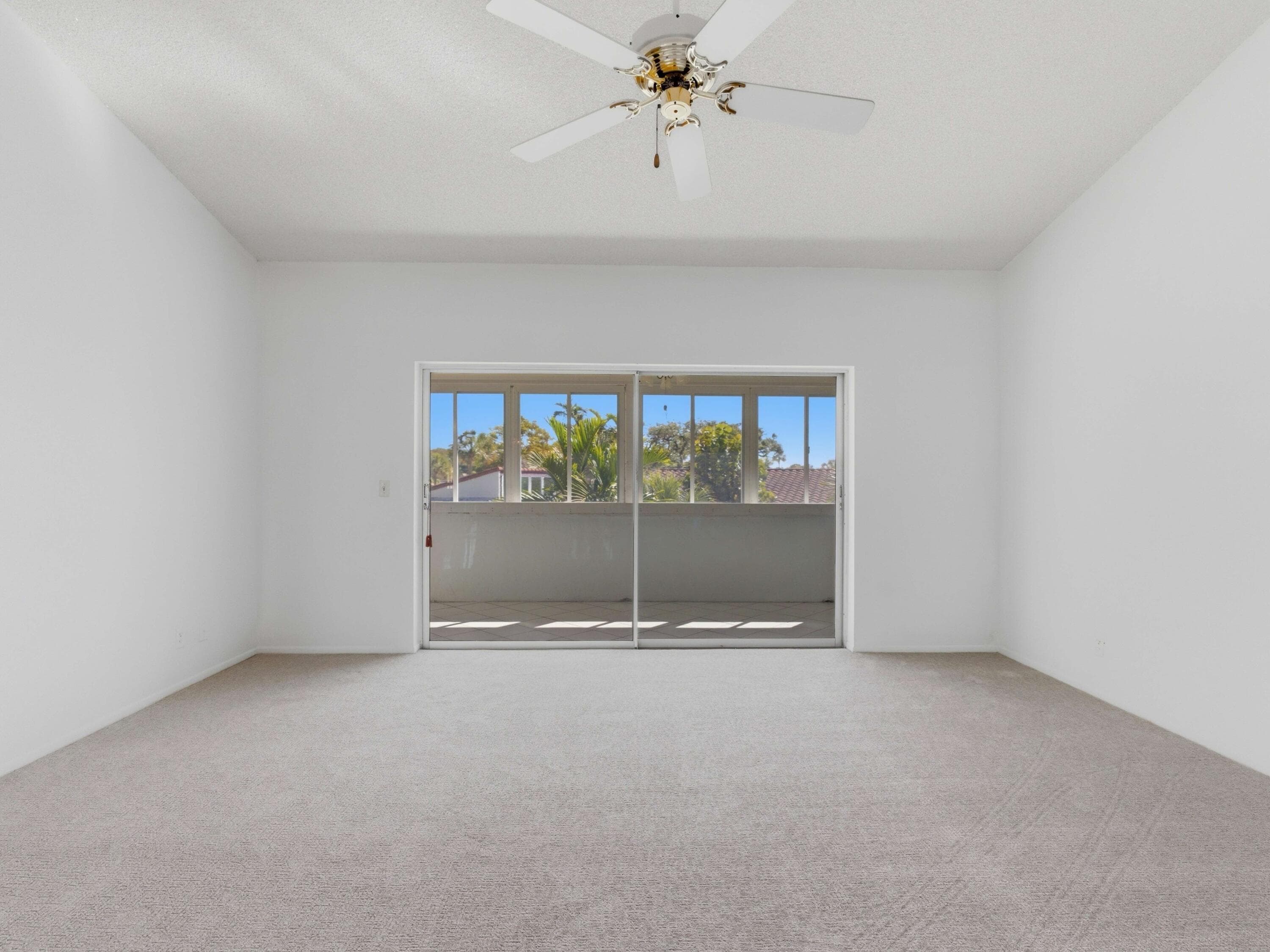 2580 Boundbrook Boulevard 202, Palm Springs, FL 33406 — photo 12 of 37