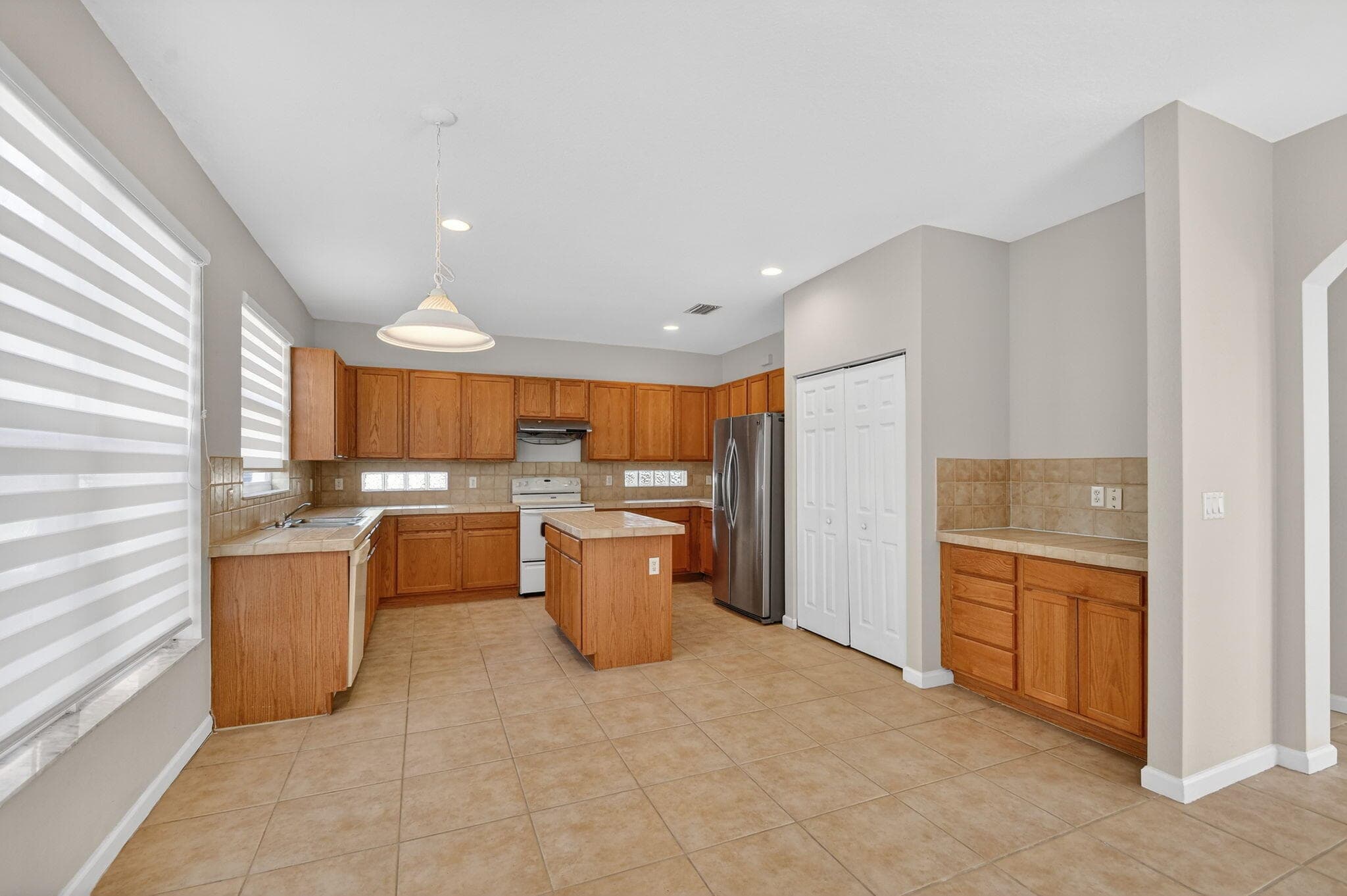 1053 Center Stone Lane, Riviera Beach, FL 33404 — photo 11 of 51