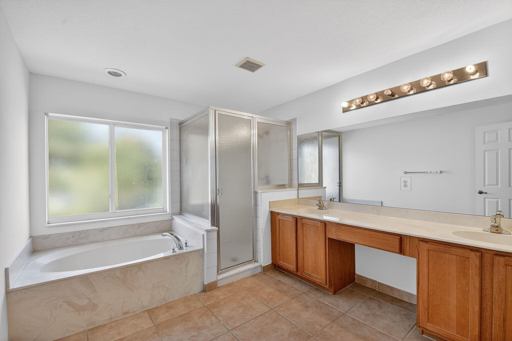 1053 Center Stone Lane, Riviera Beach, FL 33404 — photo 24 of 51