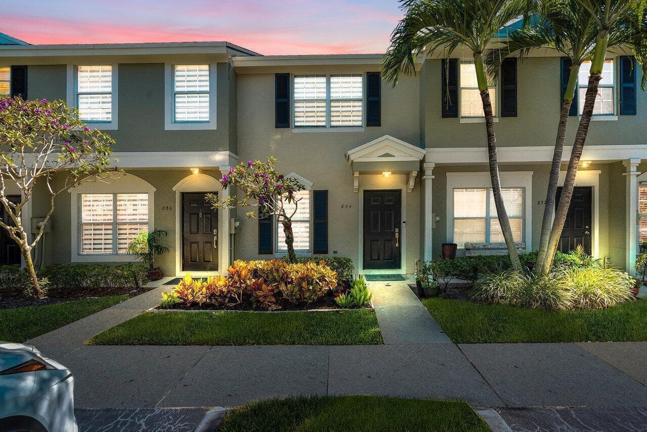 834 Kokomo Key Lane, Delray Beach, FL 33483 — photo 4 of 40