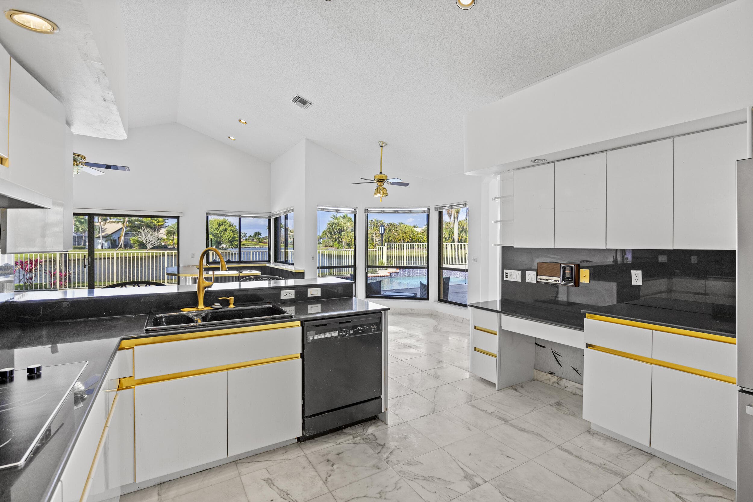 10747 Stonebridge Boulevard, Boca Raton, FL 33498 — photo 18 of 75