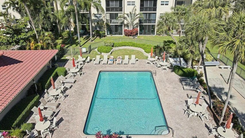 2350 NE 14th St Causeway 209, Pompano Beach, FL 33062 — photo 26 of 33