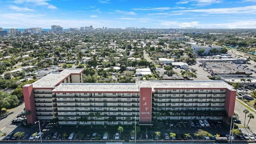 2350 NE 14th St Causeway 209, Pompano Beach, FL 33062 — photo 29 of 33