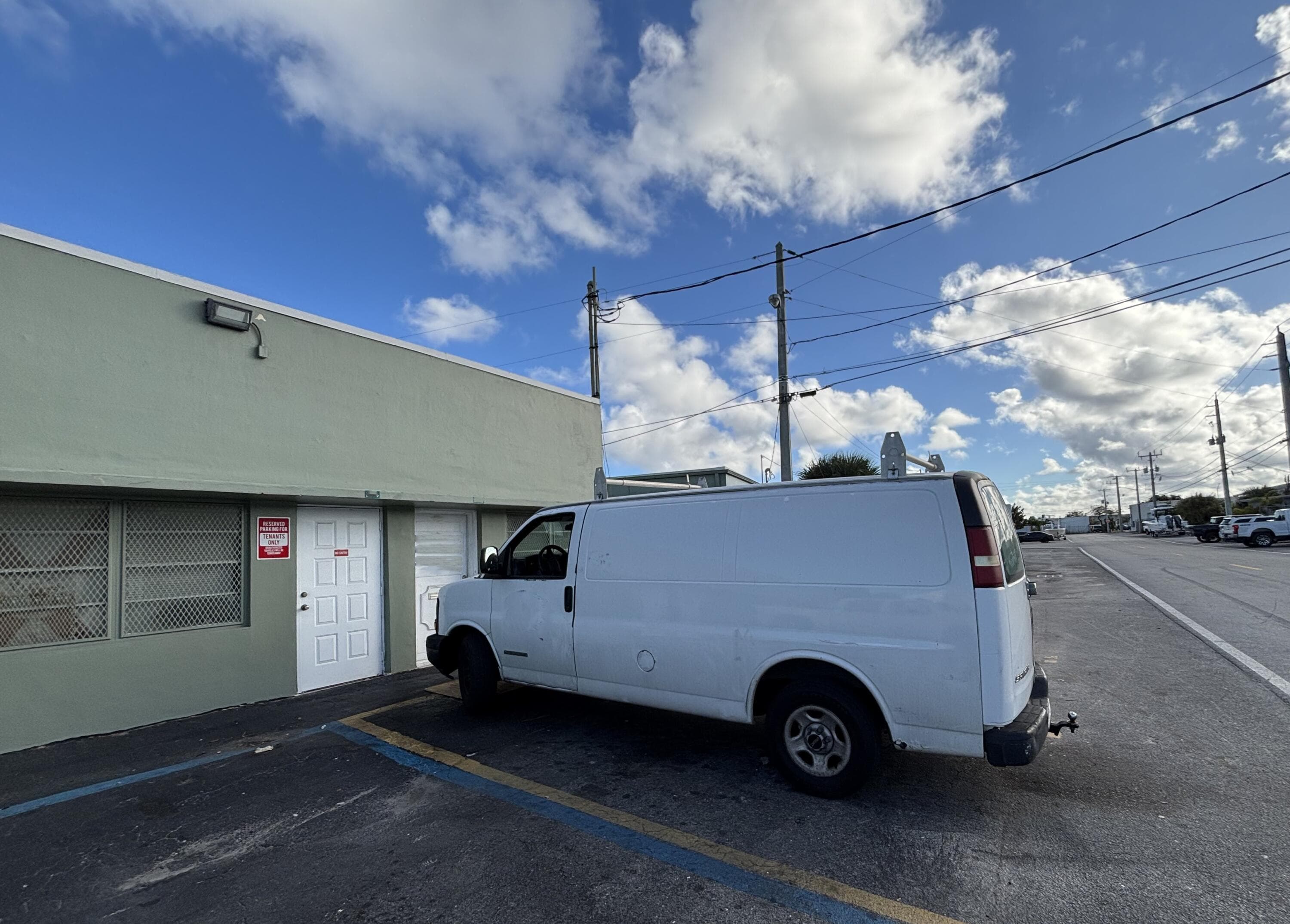 1 X, Pompano Beach, FL 33062 — photo 1 of 6
