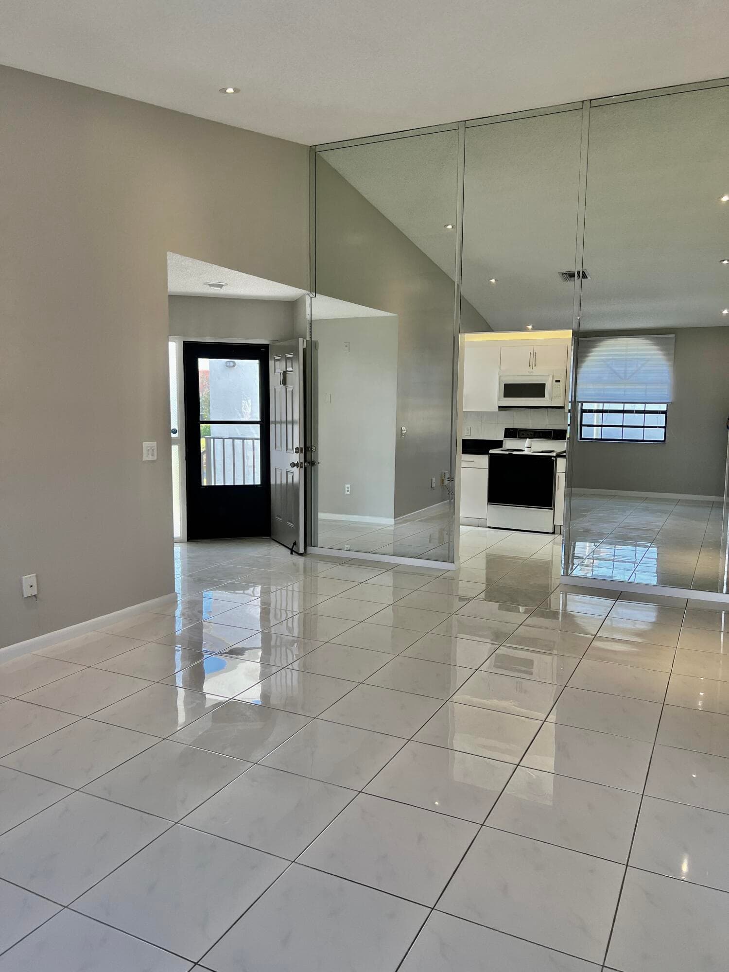 5275 Europa Drive I, Boynton Beach, FL 33437 — photo 7 of 50