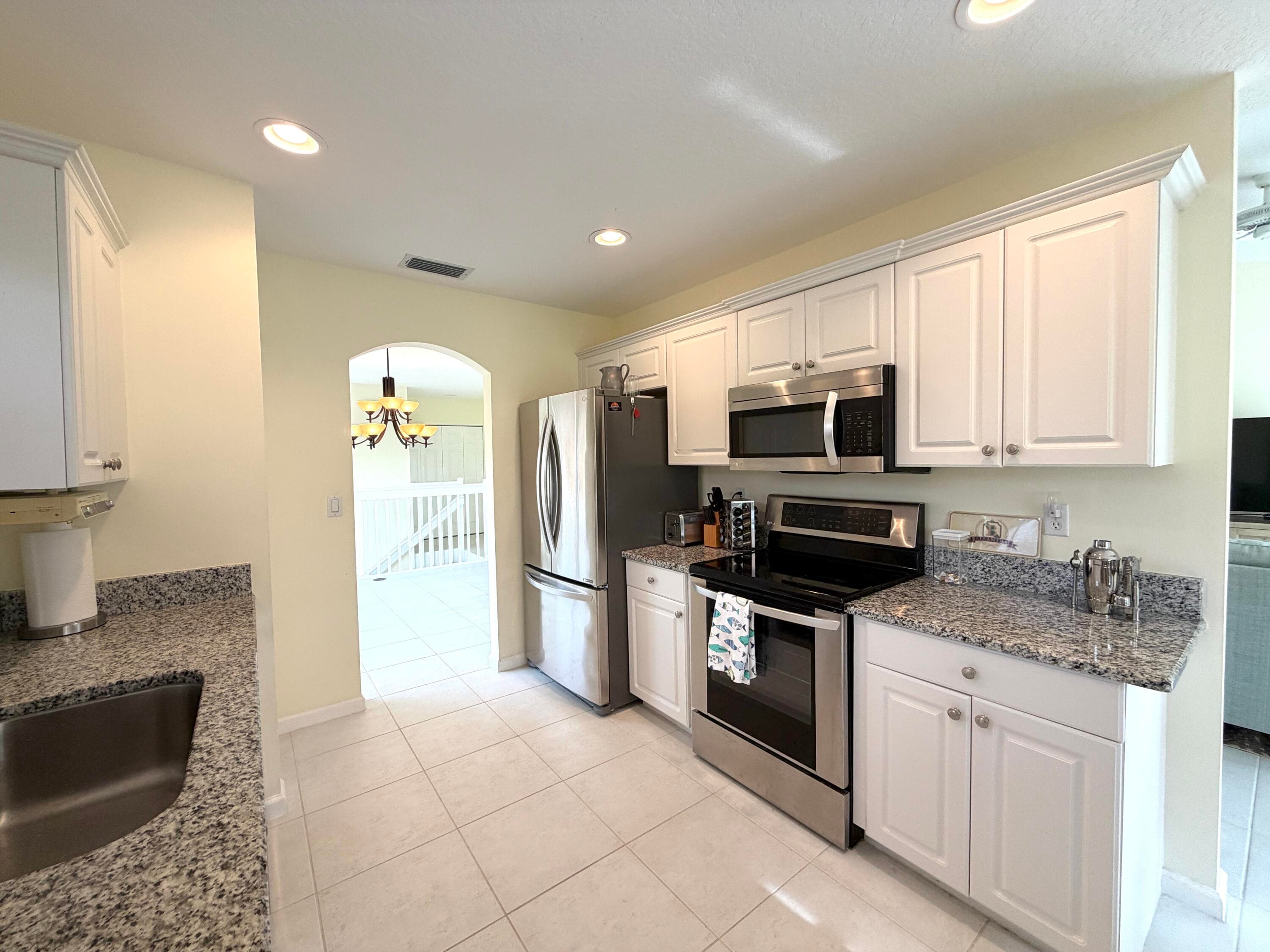 1546 SE Prestwick Lane 12d, Port St. Lucie, FL 34952 — photo 13 of 36