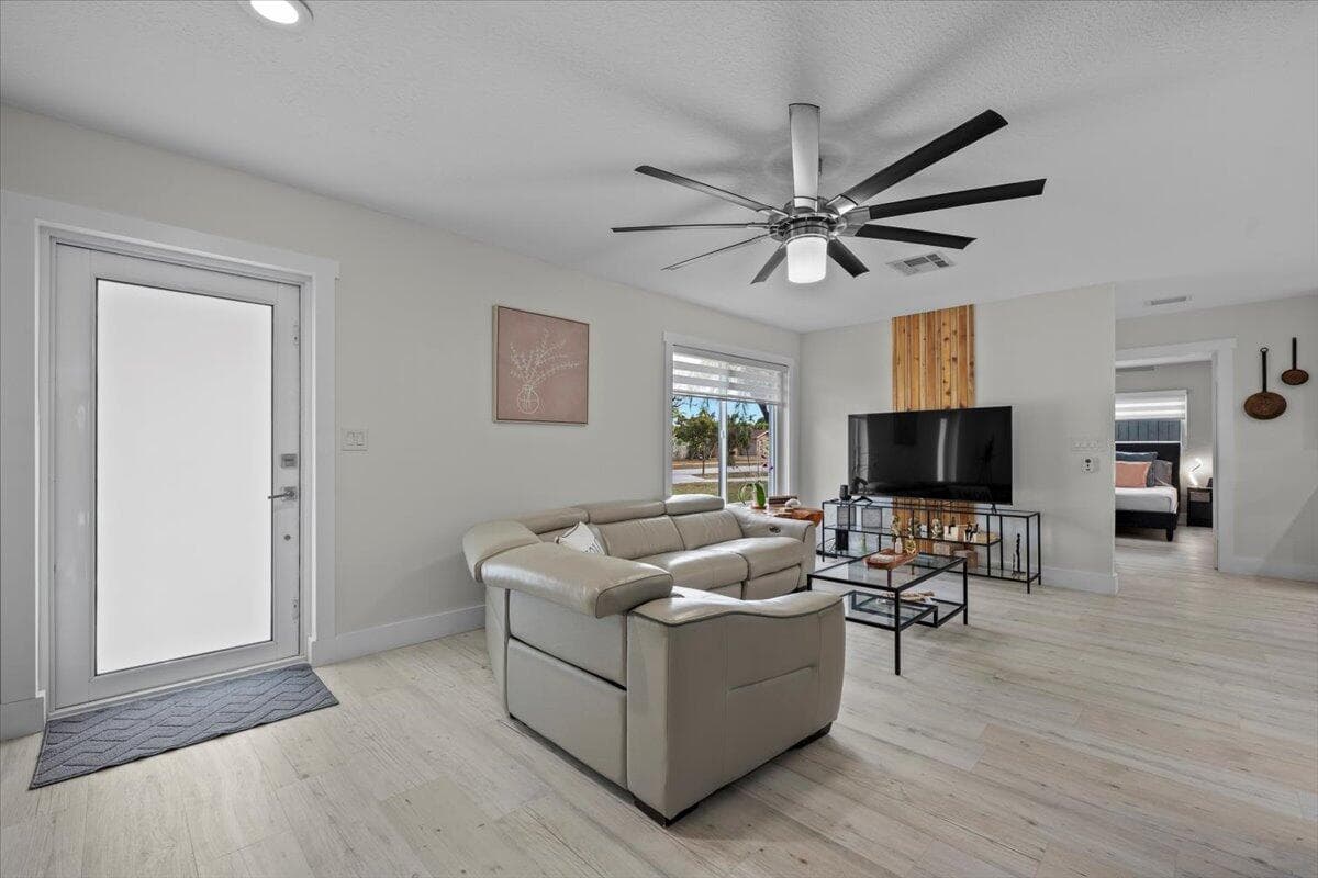 1591 Wyndcliff Drive, Wellington, FL 33414 — photo 4 of 21
