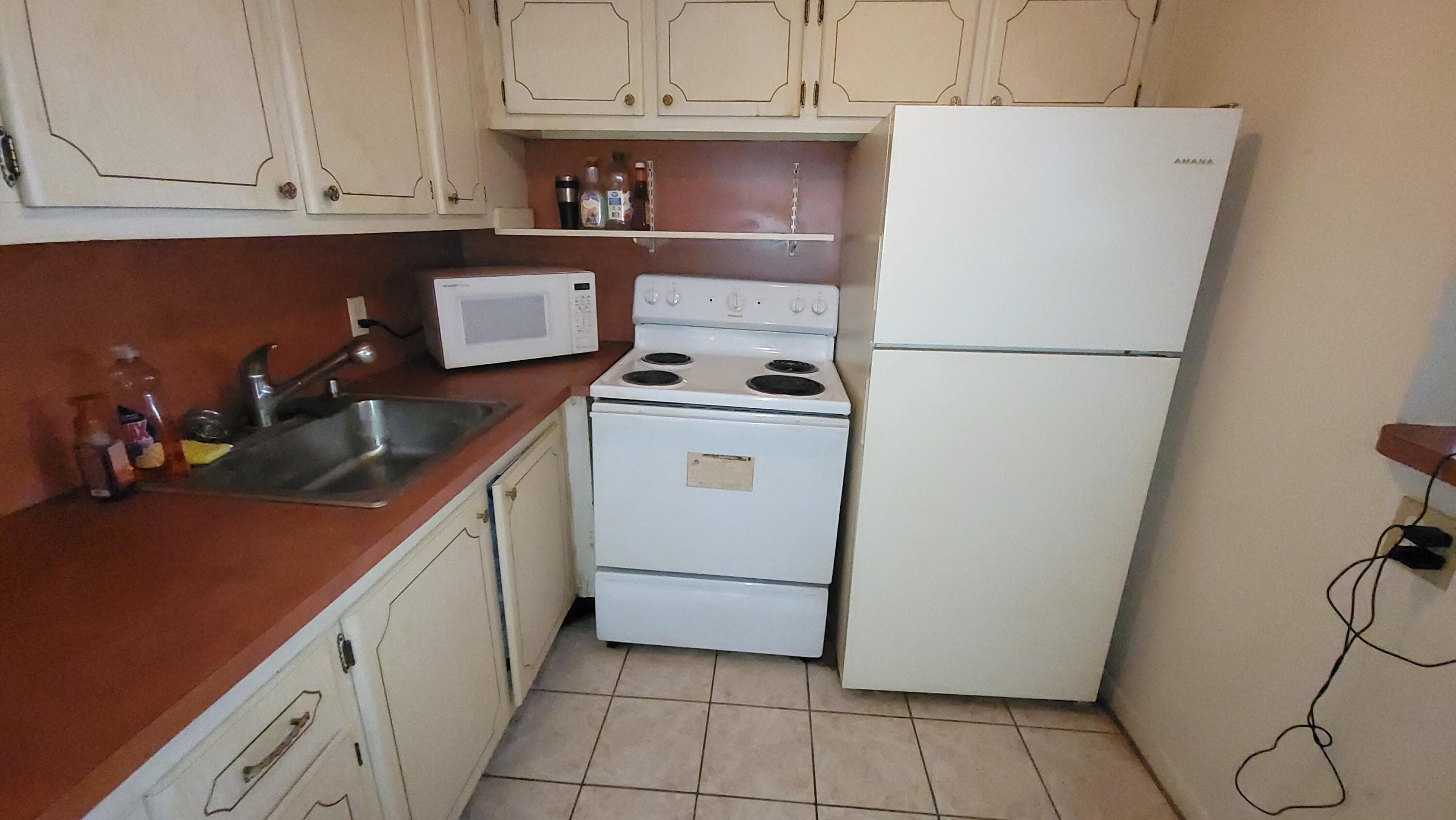 21 Norwich A, West Palm Beach, FL 33417 — photo 6 of 37