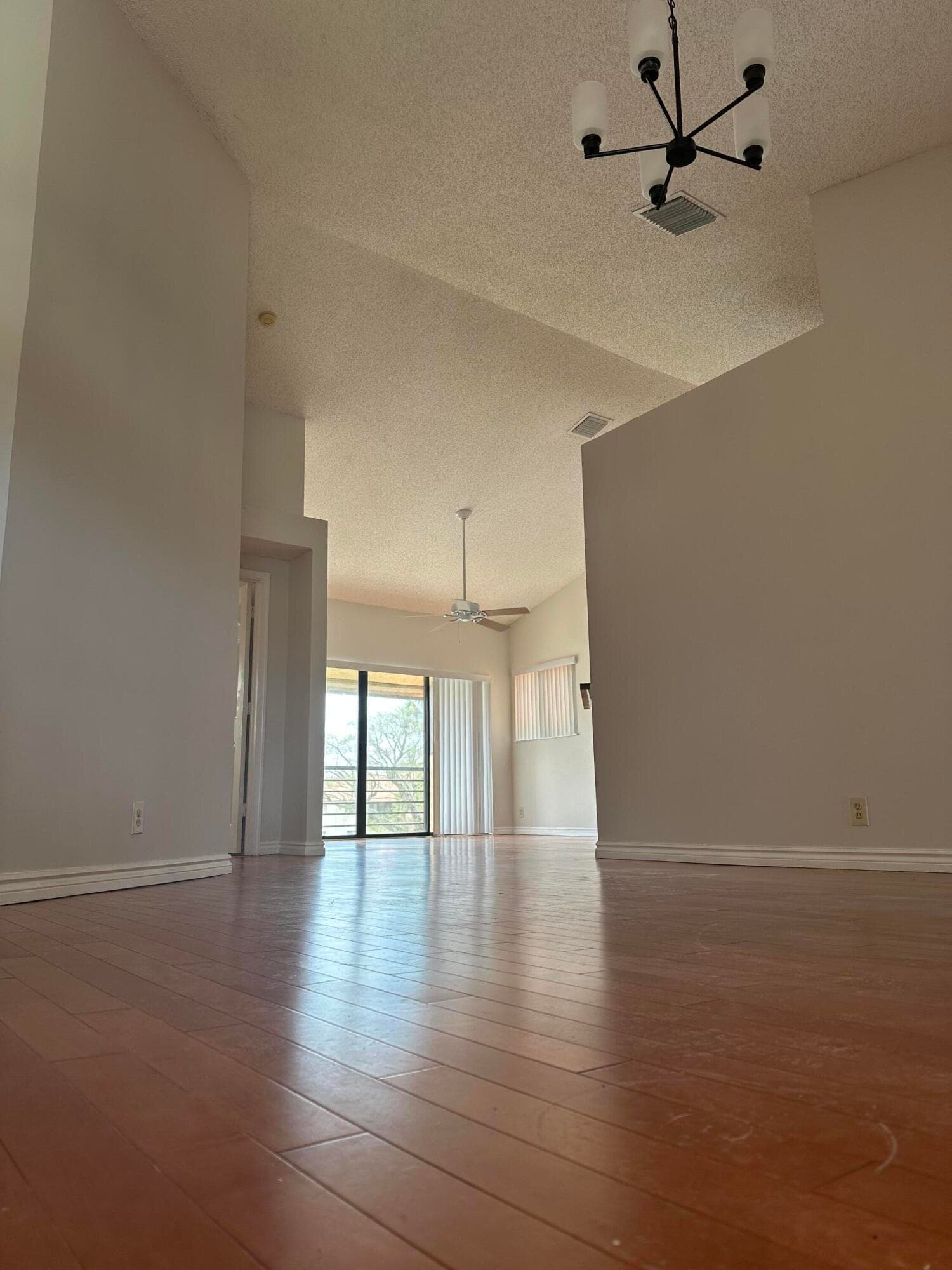 21 Via De Casas Sur 202, Boynton Beach, FL 33426 — photo 13 of 25
