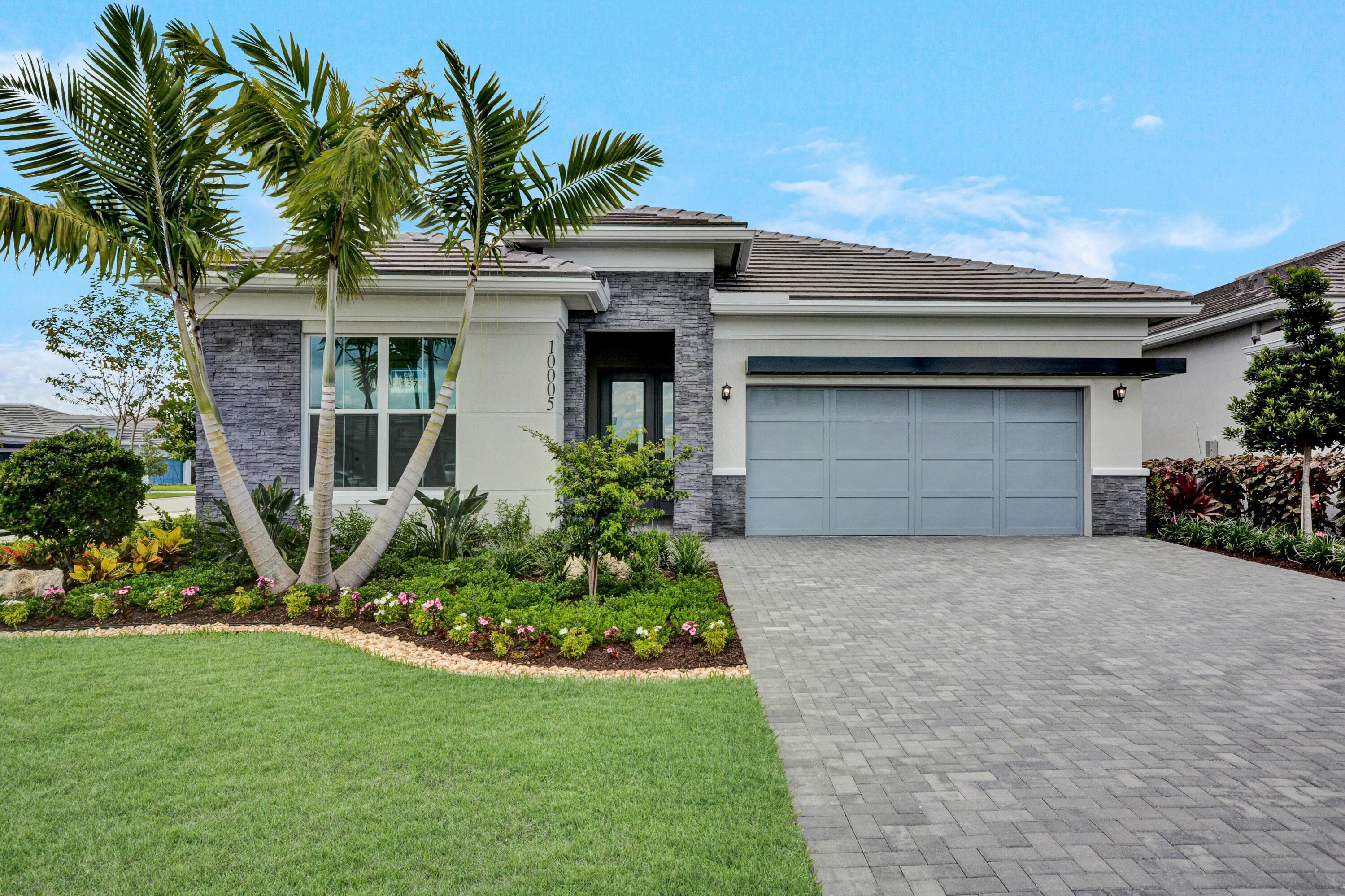 10005 Driftwood Way, Palm Beach Gardens, FL 33412 — photo 2 of 47