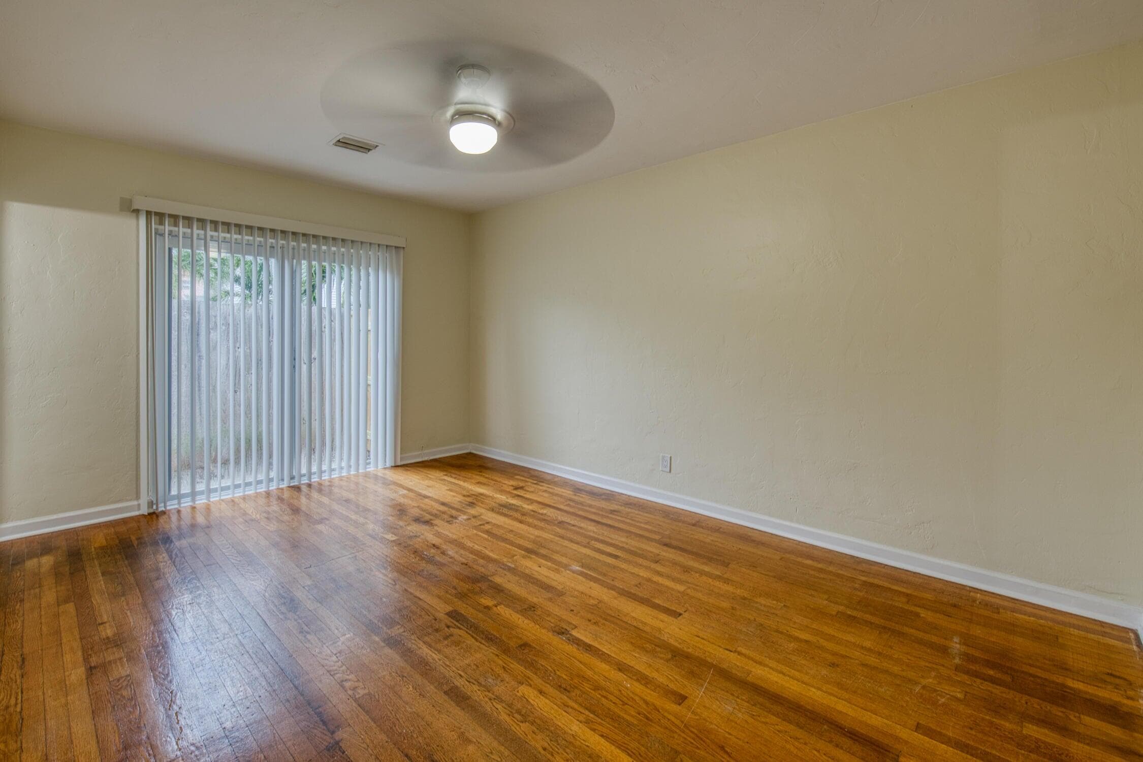 301 N Federal 5 And Attached Garage, Lake Worth Beach, FL 33460 — photo 17 of 26