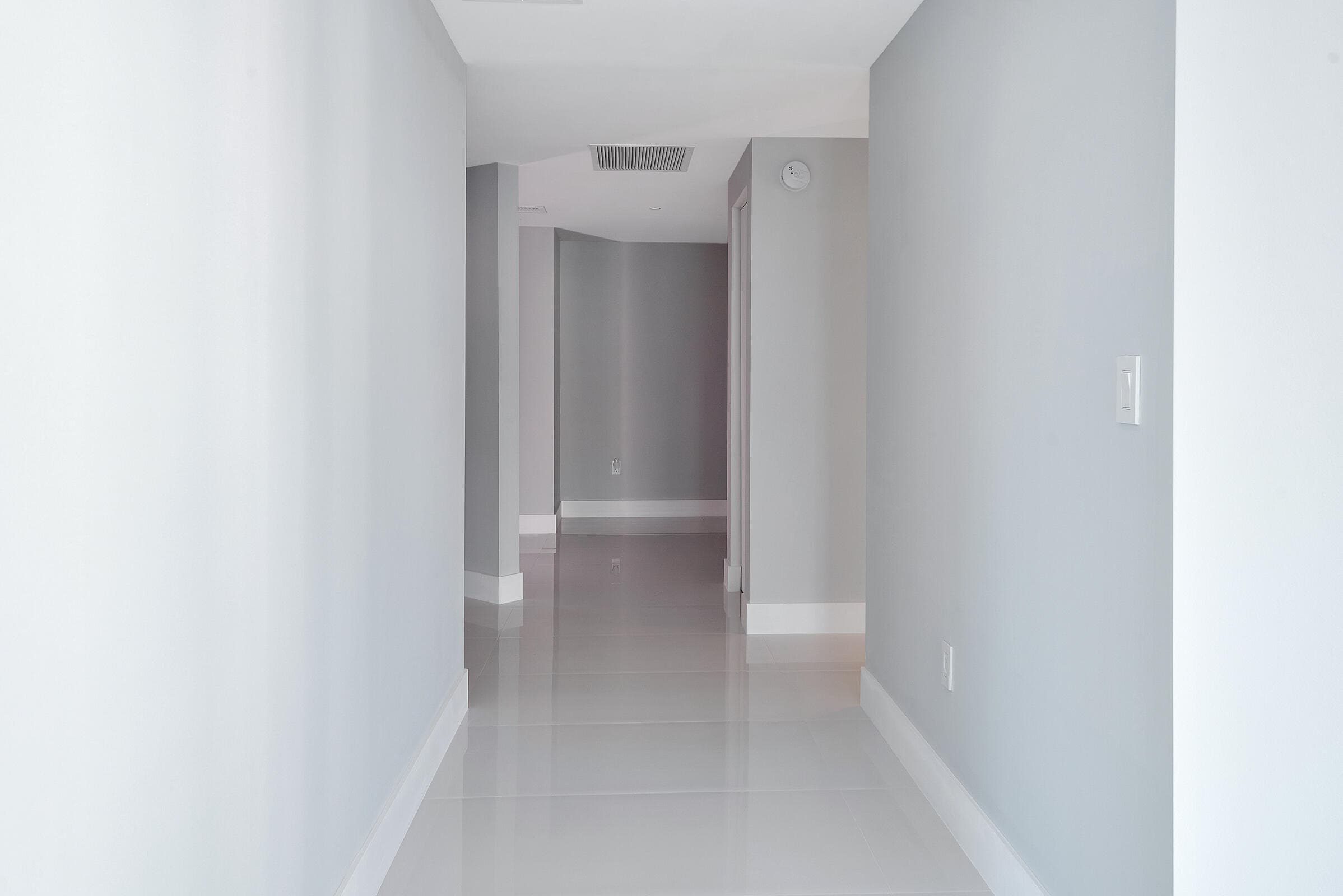 1300 S Miami Avenue 2401, Miami, FL 33130 — photo 14 of 41
