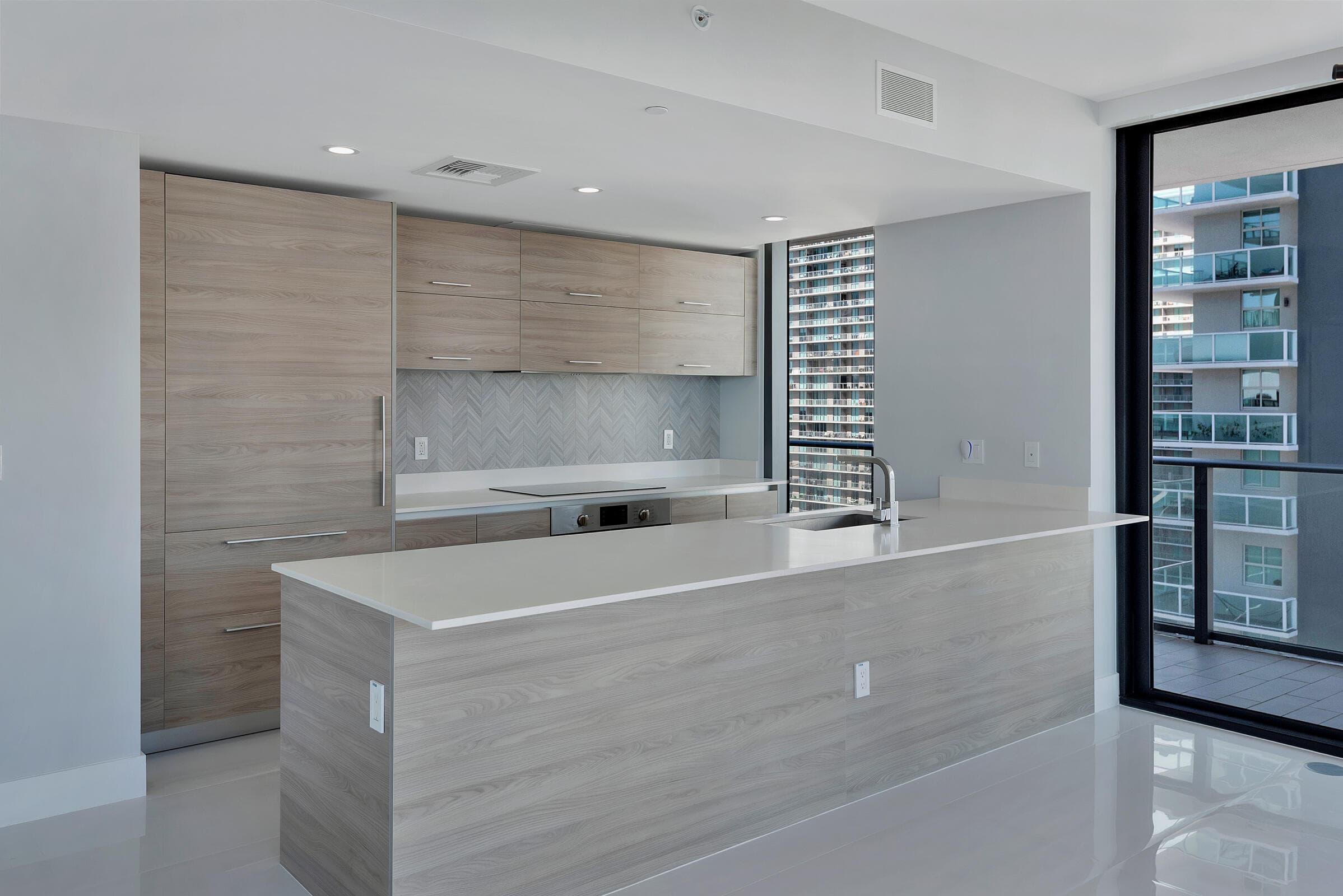 1300 S Miami Avenue 2401, Miami, FL 33130 — photo 9 of 41
