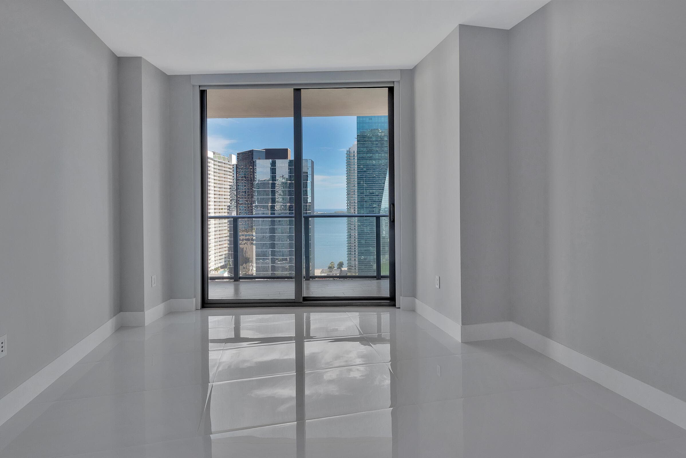 1300 S Miami Avenue 2401, Miami, FL 33130 — photo 11 of 41