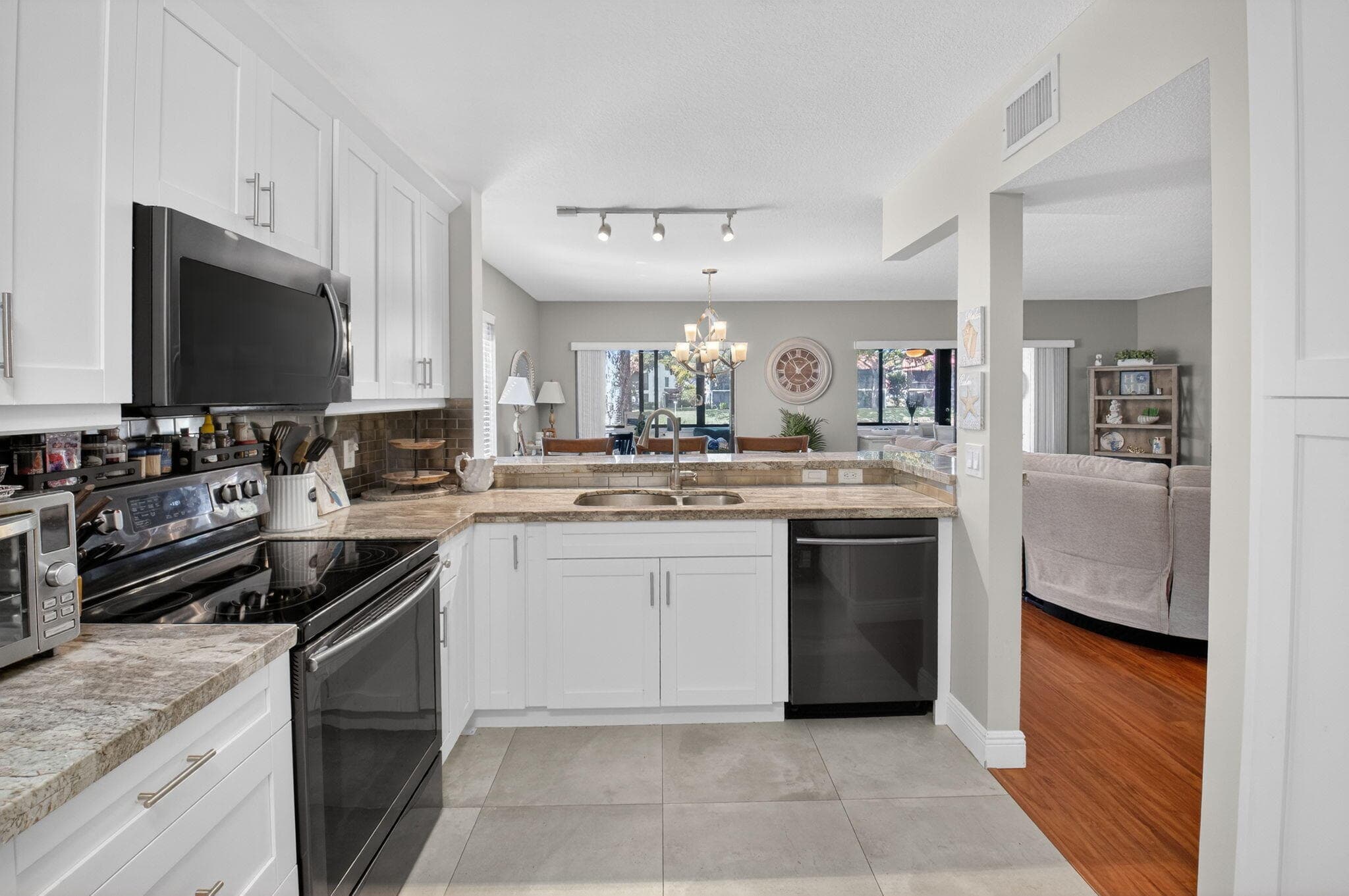 10663 Ocean Palm Way 101, Boynton Beach, FL 33437 — photo 16 of 77