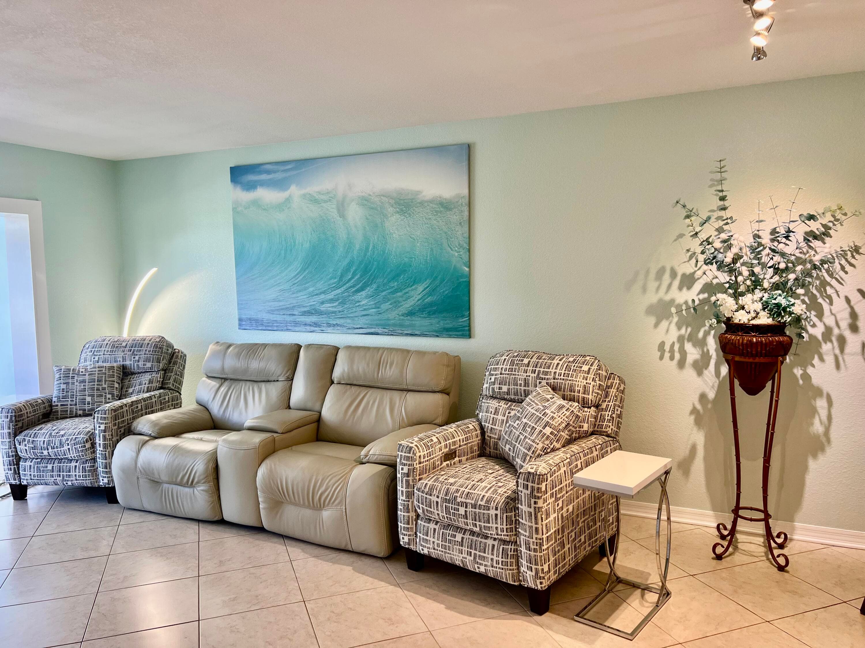 5151 W Oakland Park Boulevard 110, Lauderdale Lakes, FL 33313 — photo 15 of 50