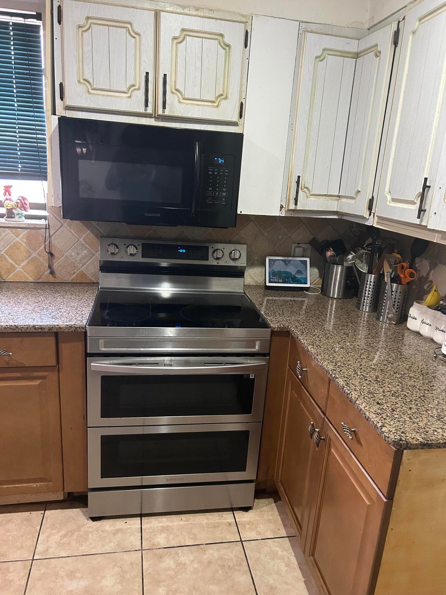 3390 NW 8th Place, Lauderhill, FL 33311 — photo 7 of 8
