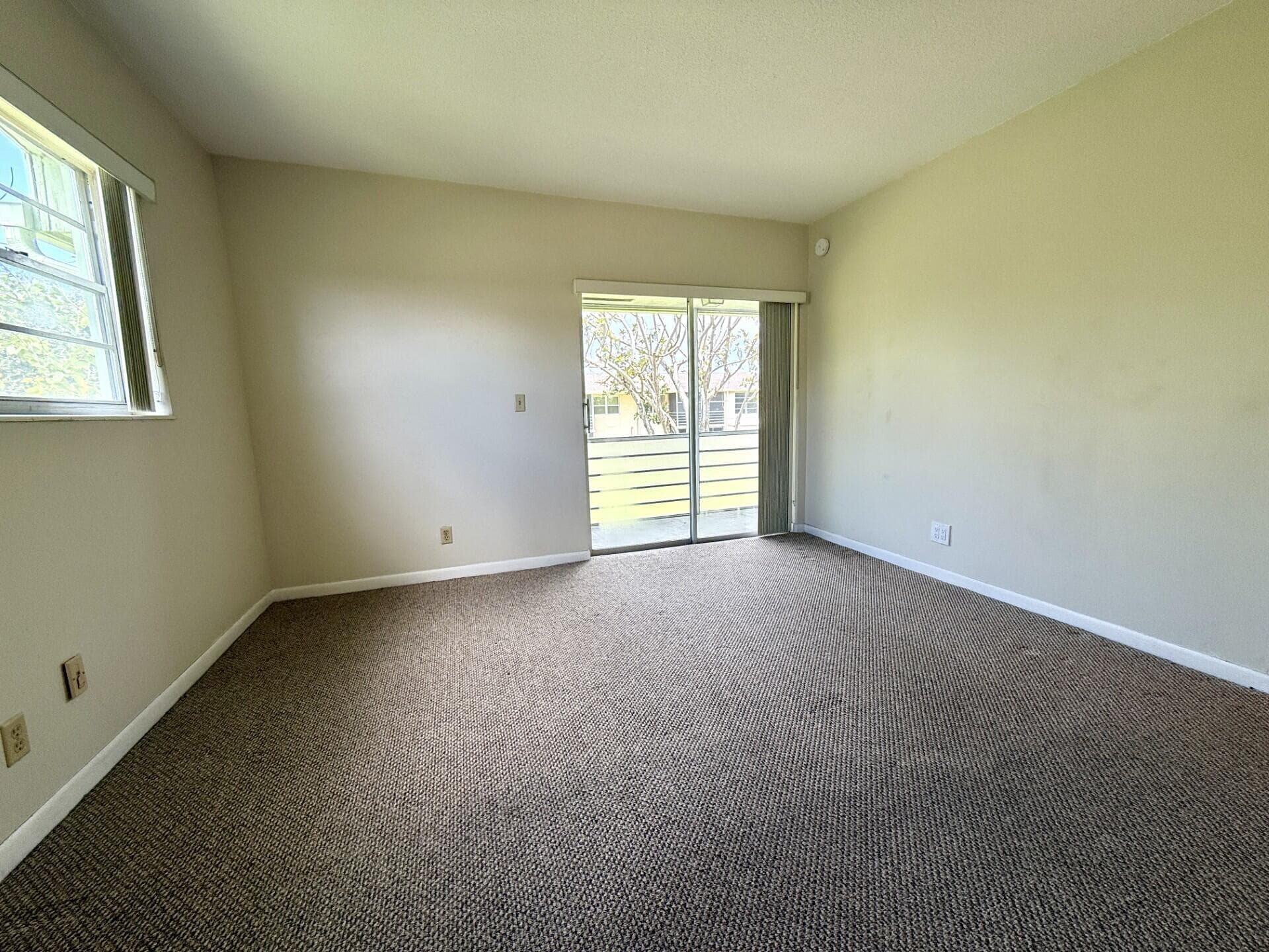 69 Norwich C, West Palm Beach, FL 33417 — photo 4 of 17