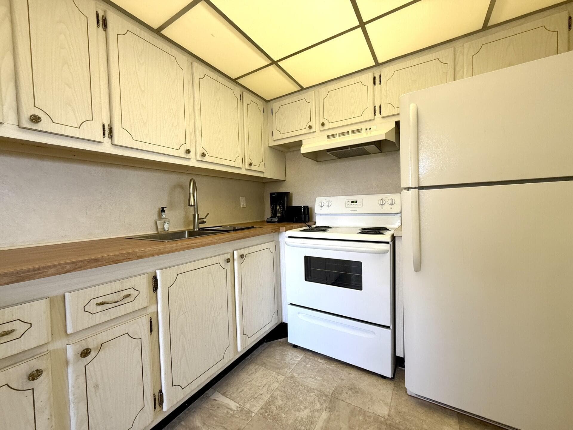 69 Norwich C, West Palm Beach, FL 33417 — photo 7 of 17