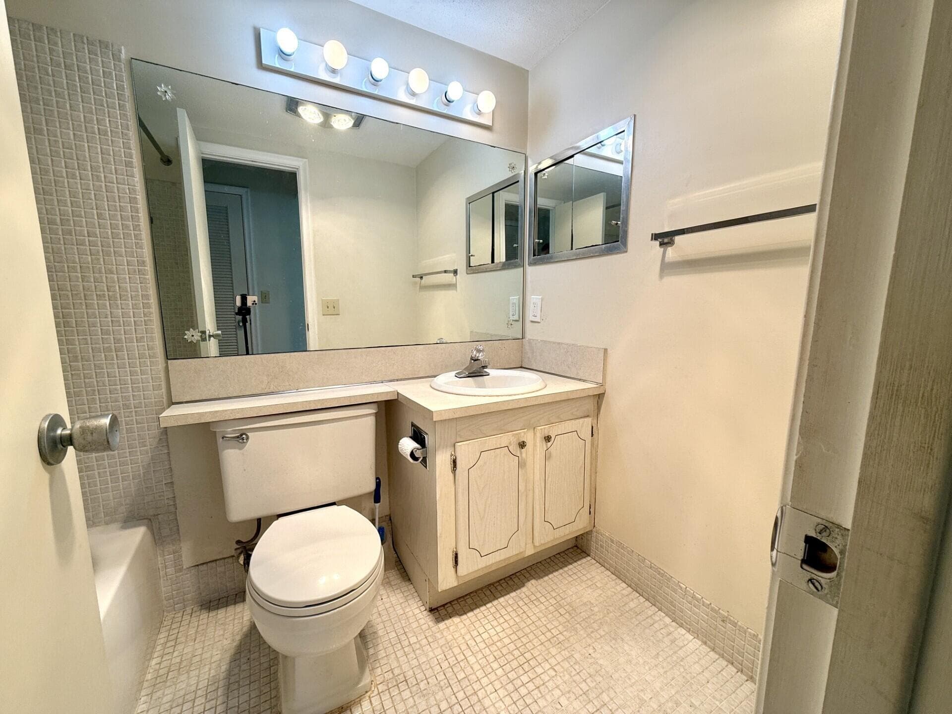 69 Norwich C, West Palm Beach, FL 33417 — photo 10 of 17