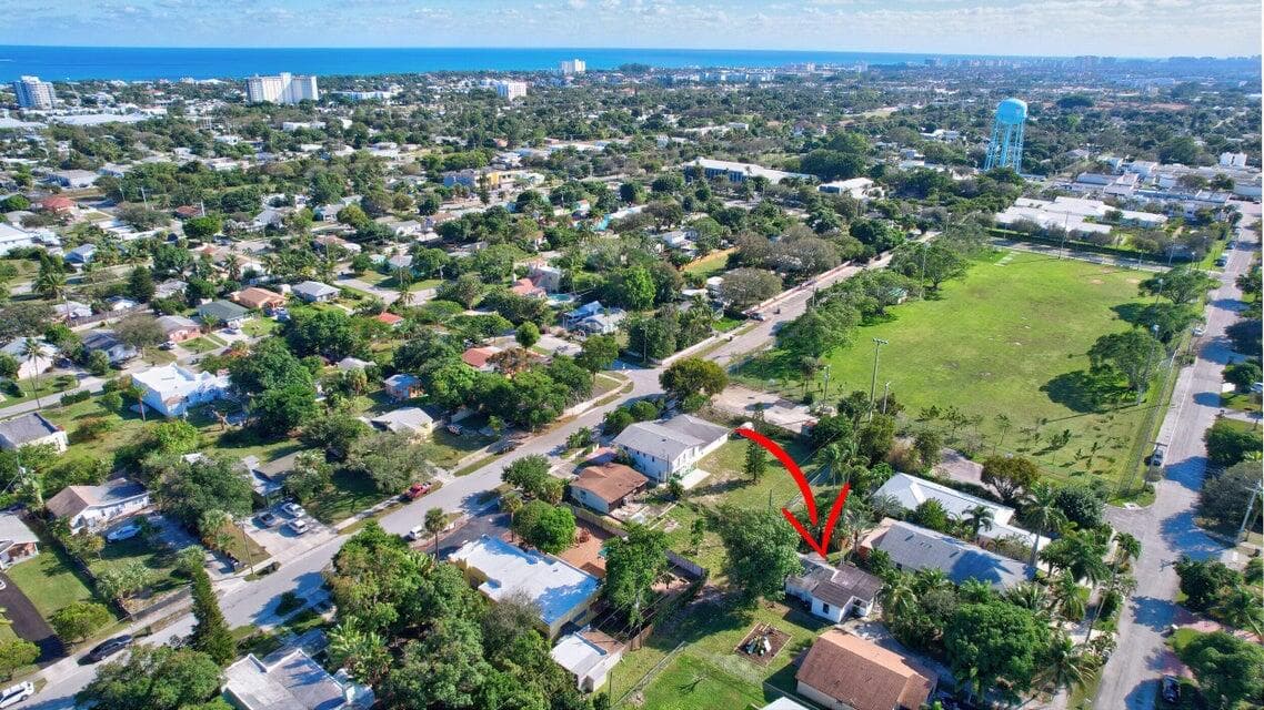 237 SW 3rd Avenue, Delray Beach, FL 33444 — photo 34 of 37