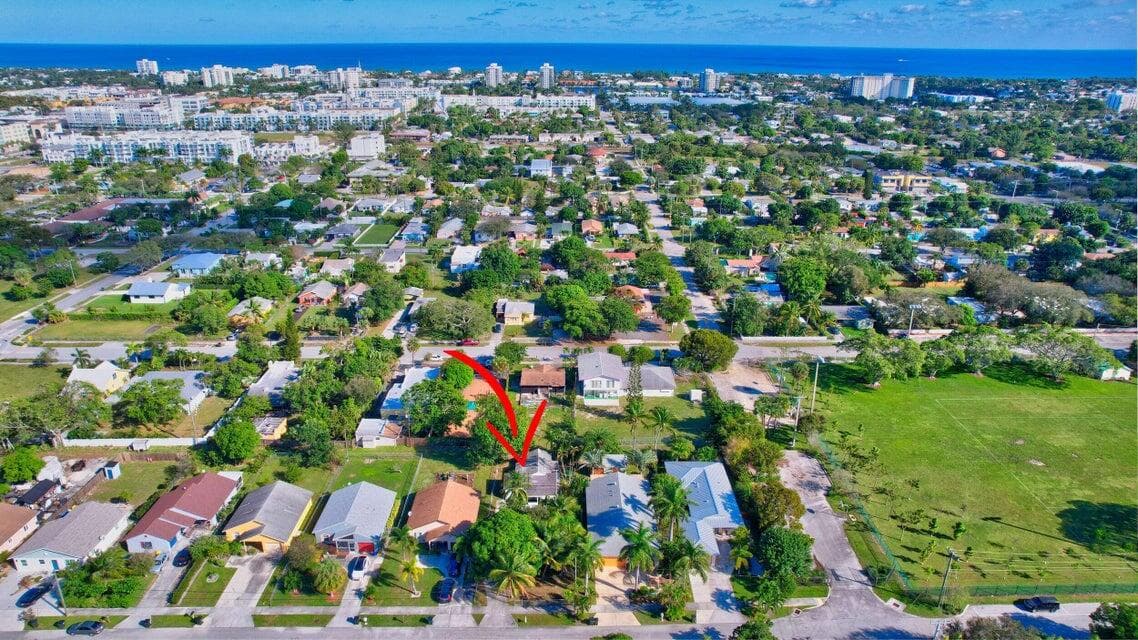 237 SW 3rd Avenue, Delray Beach, FL 33444 — photo 33 of 37