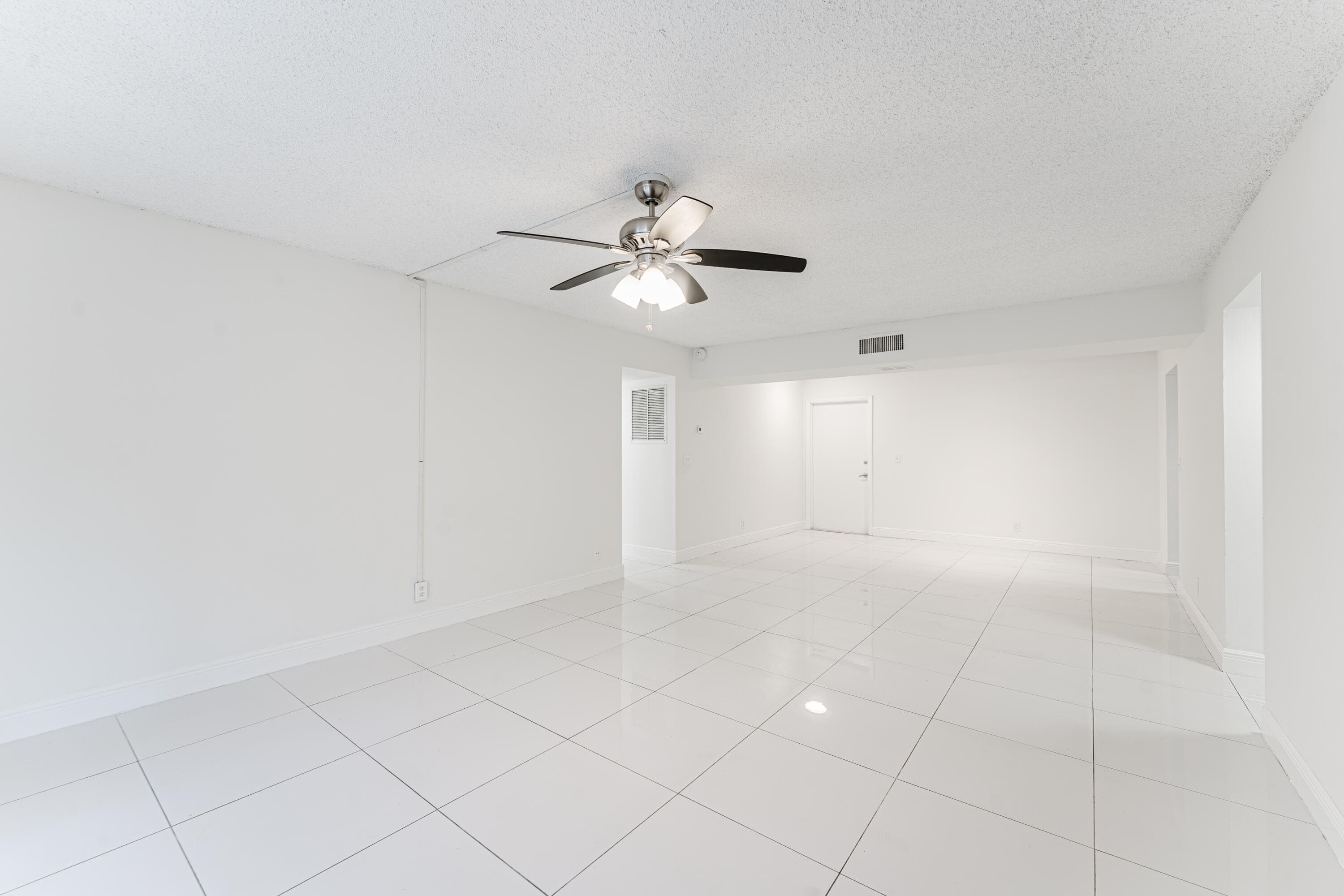606 NW 13th Street 23, Boca Raton, FL 33486 — photo 9 of 37