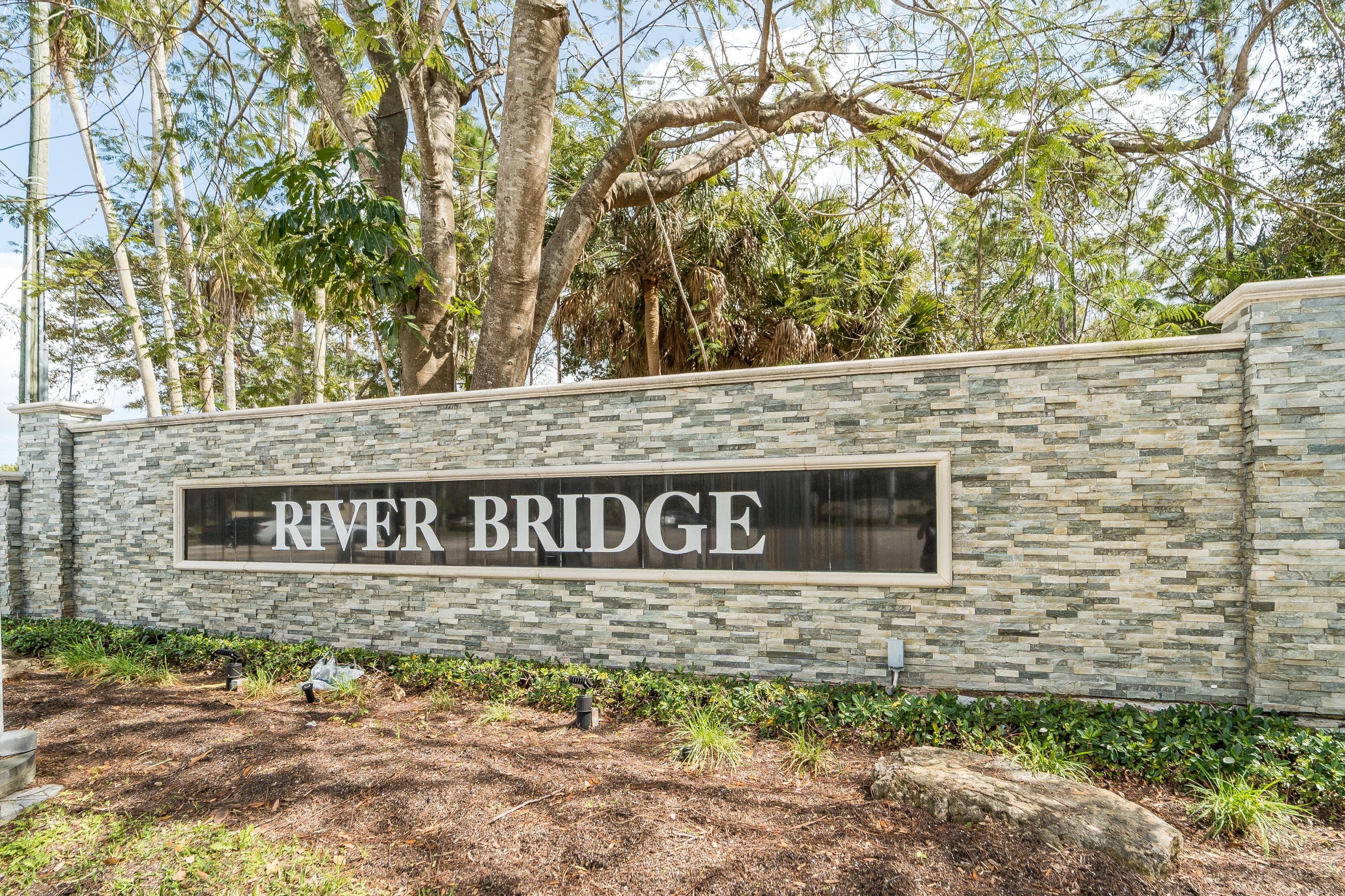 200 Trails End, West Palm Beach, FL 33413 — photo 23 of 39