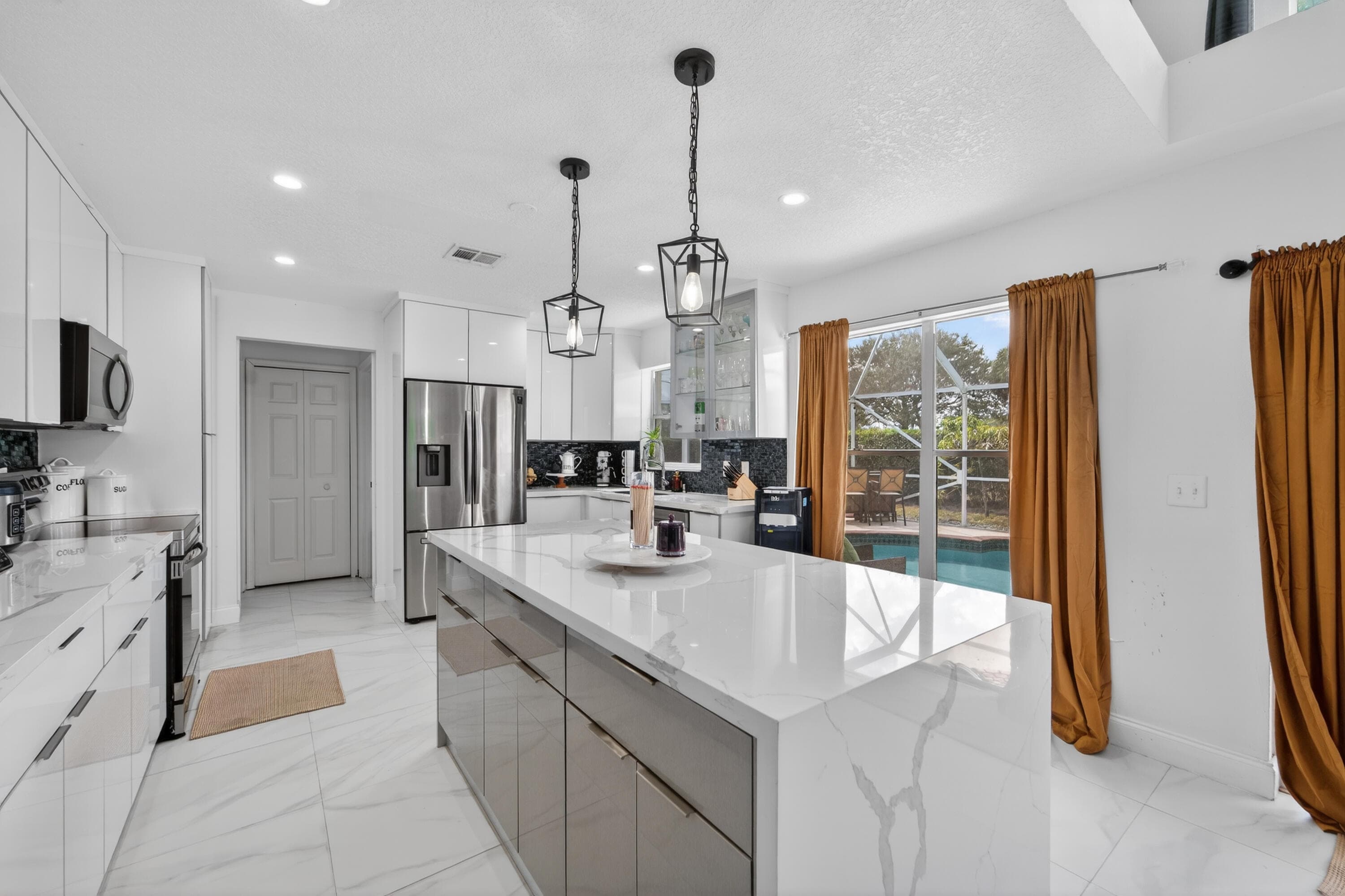 200 Trails End, West Palm Beach, FL 33413 — photo 2 of 39