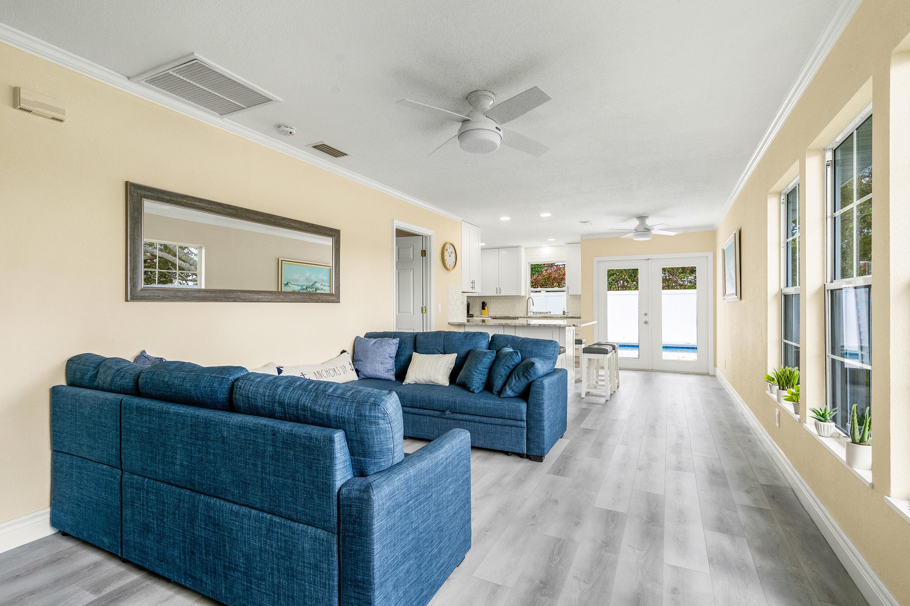 1510 3rd Court, Vero Beach, FL 32960 — photo 3 of 37