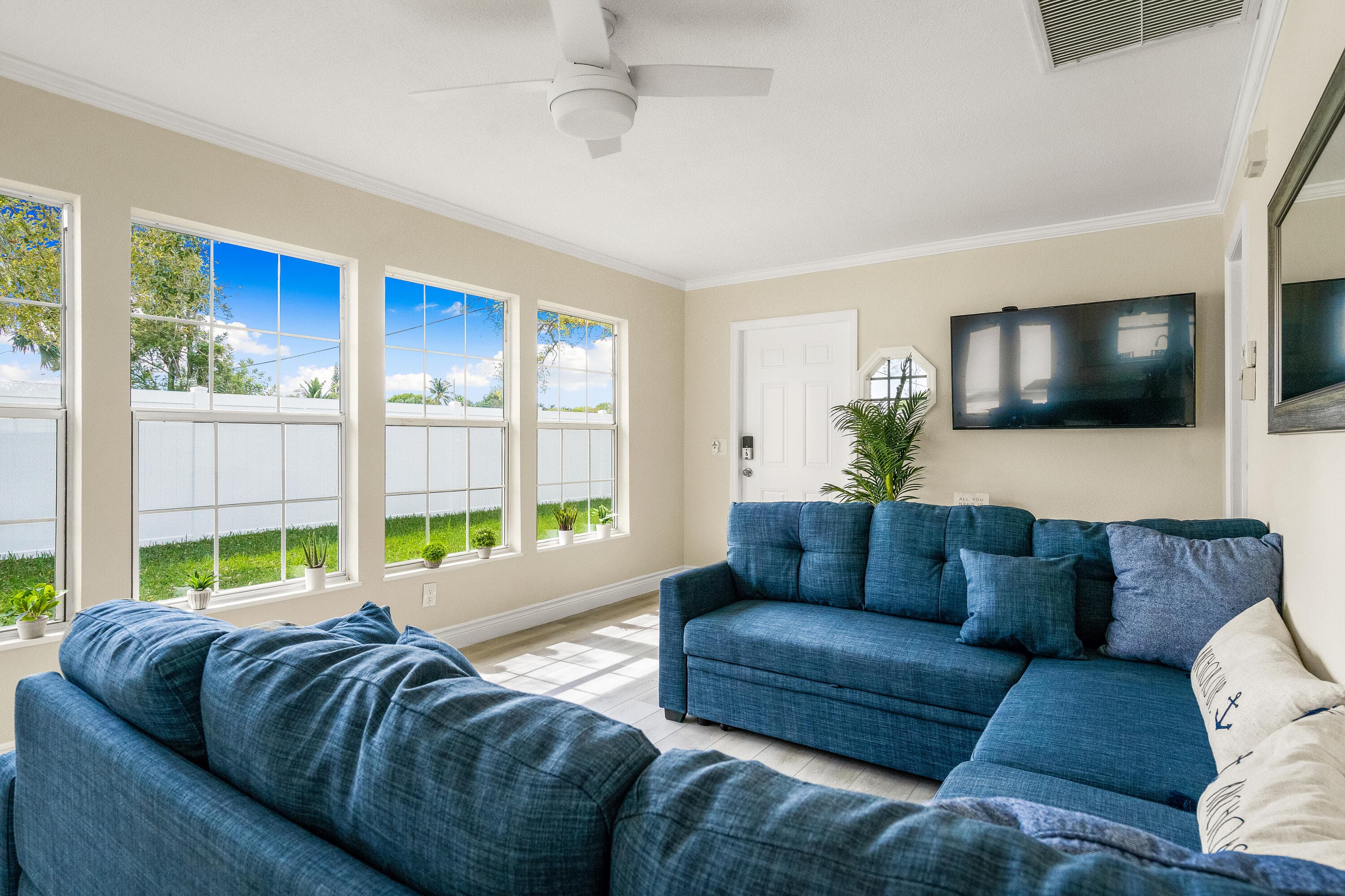 1510 3rd Court, Vero Beach, FL 32960 — photo 10 of 37