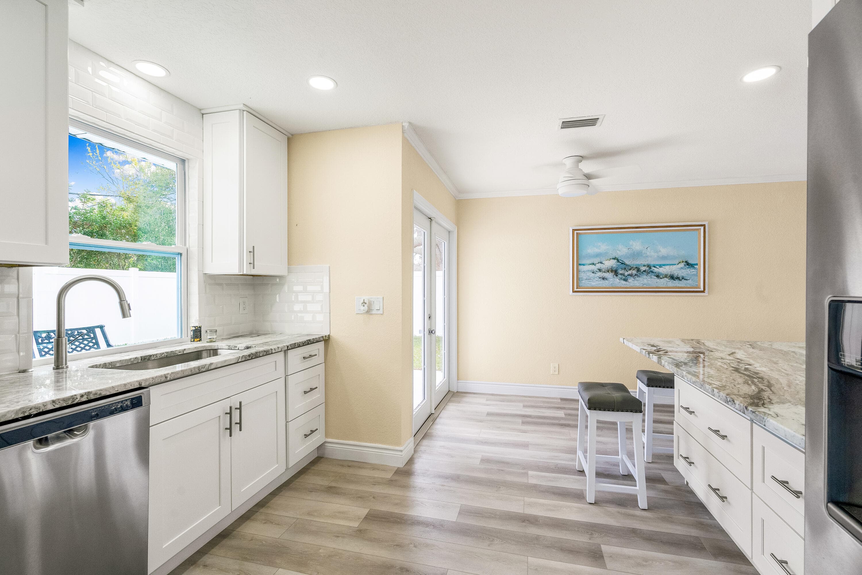 1510 3rd Court, Vero Beach, FL 32960 — photo 14 of 37