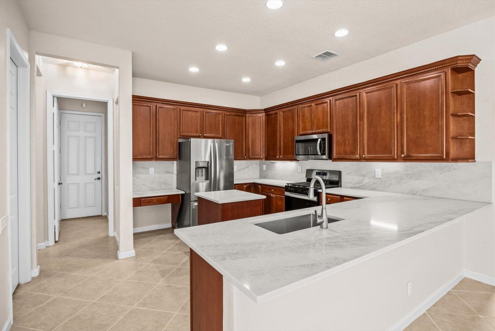 206 NW Magnolia Lakes Boulevard, Port St. Lucie, FL 34986 — photo 7 of 41
