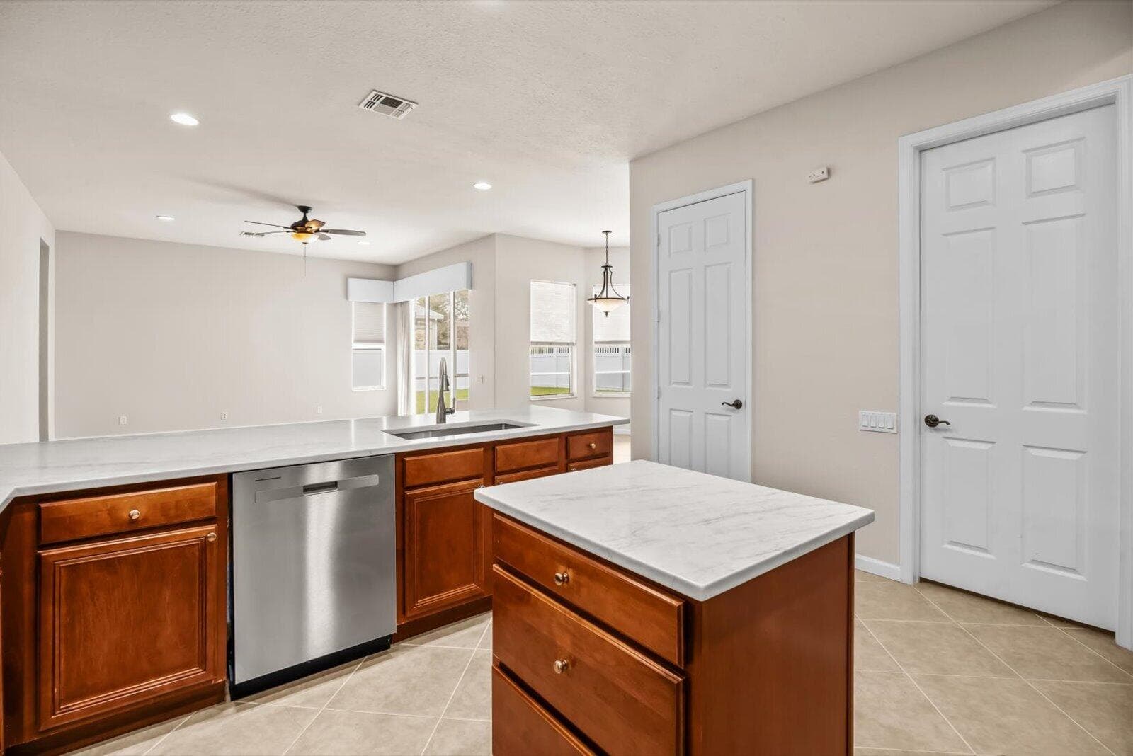 206 NW Magnolia Lakes Boulevard, Port St. Lucie, FL 34986 — photo 9 of 41