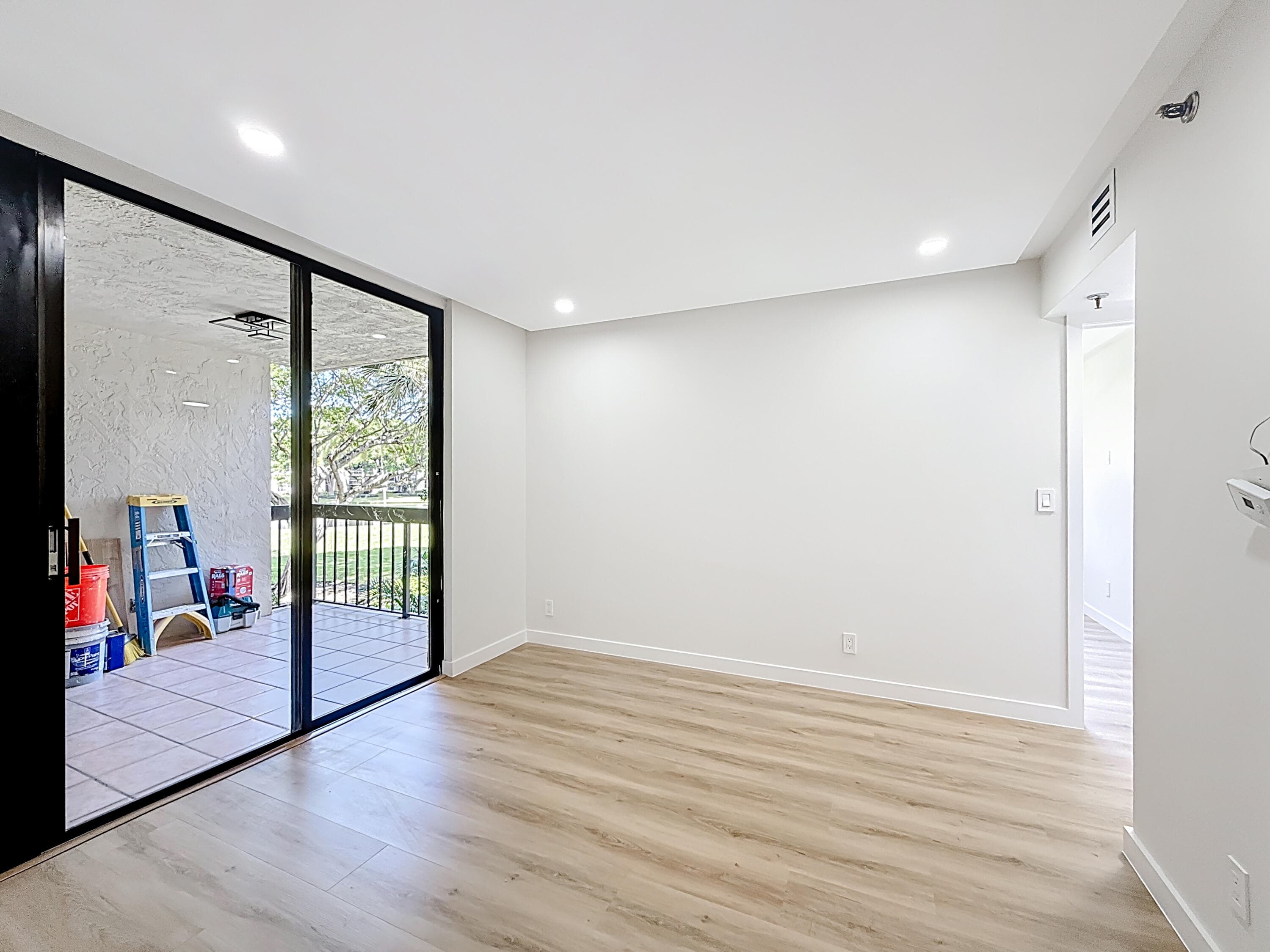 955 Egret Circle 207, Delray Beach, FL 33444 — photo 19 of 38