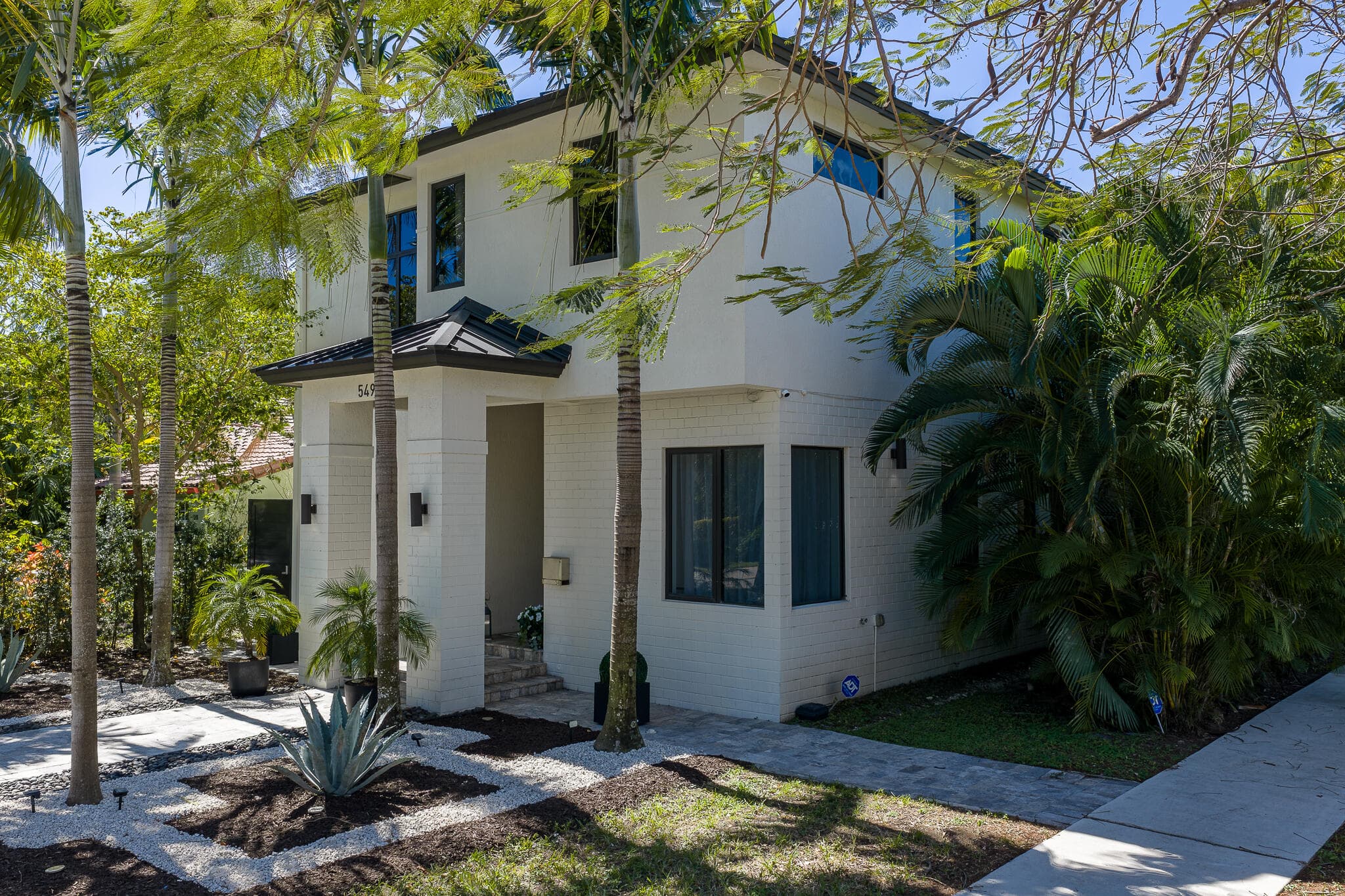 549 NE 10th Avenue, Fort Lauderdale, FL 33301 — photo 4 of 71