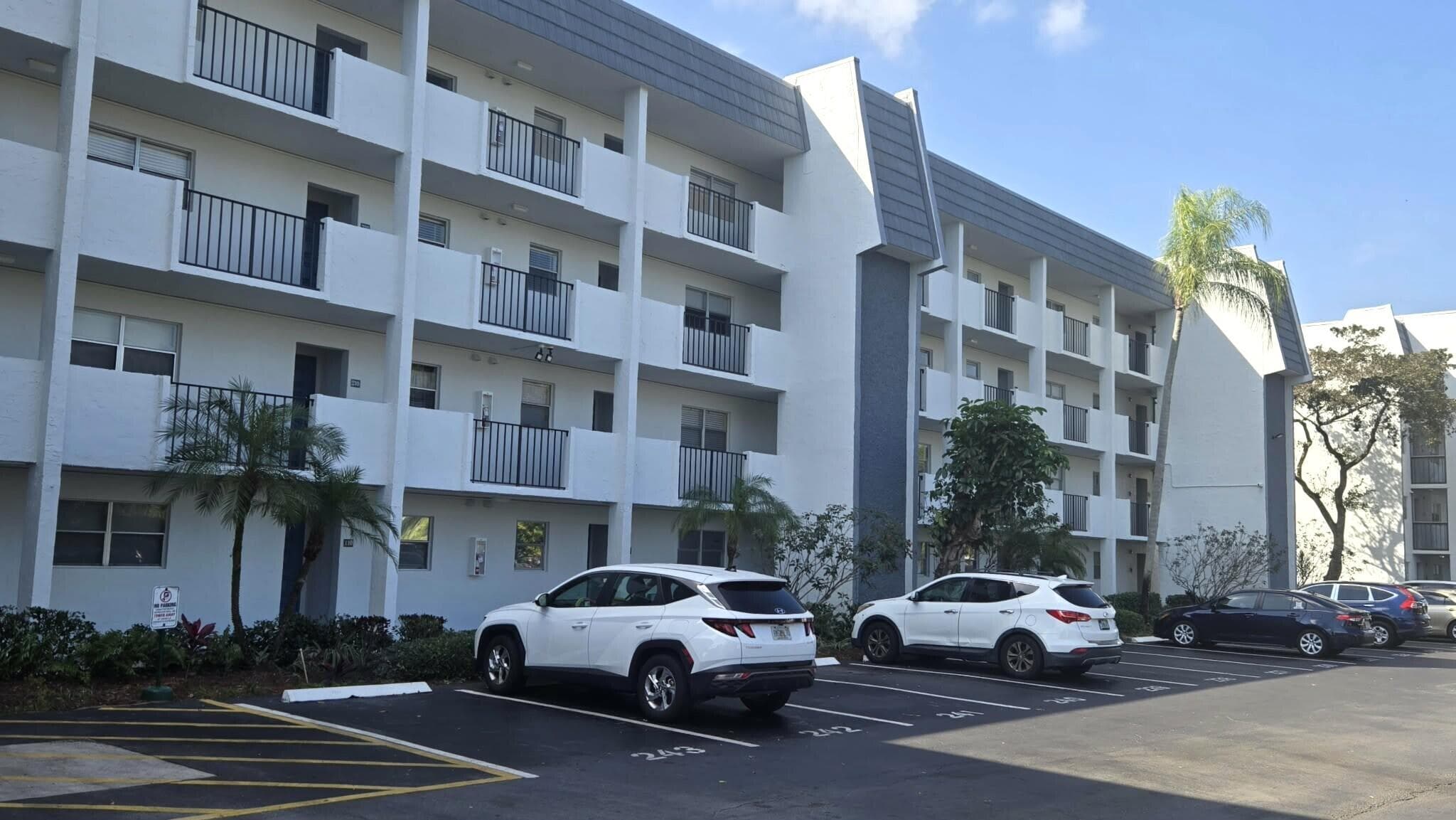 6080 NW 44th Street 214, Lauderhill, FL 33319 — photo 30 of 35