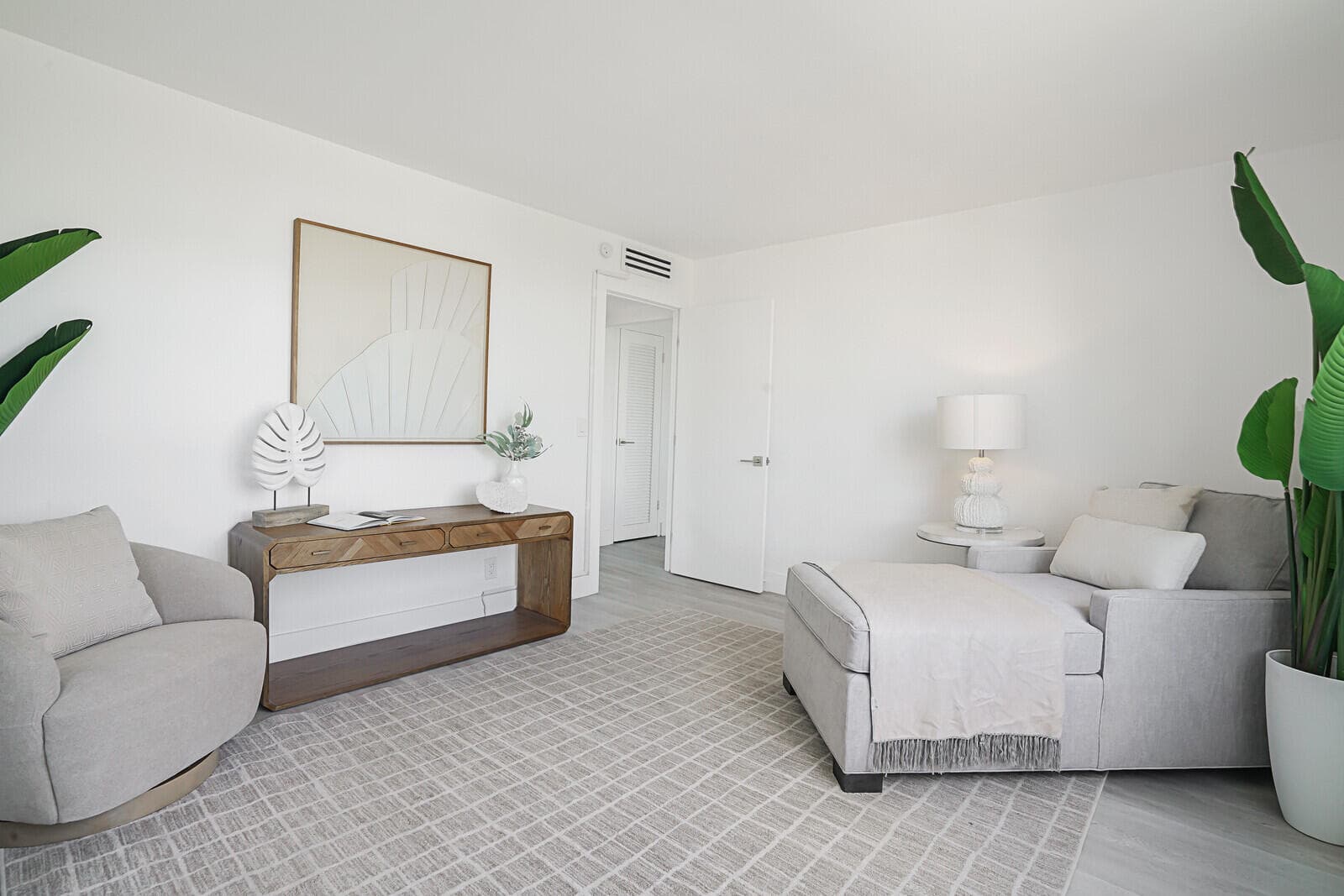 354 Chilean Avenue 4d, Palm Beach, FL 33480 — photo 12 of 20