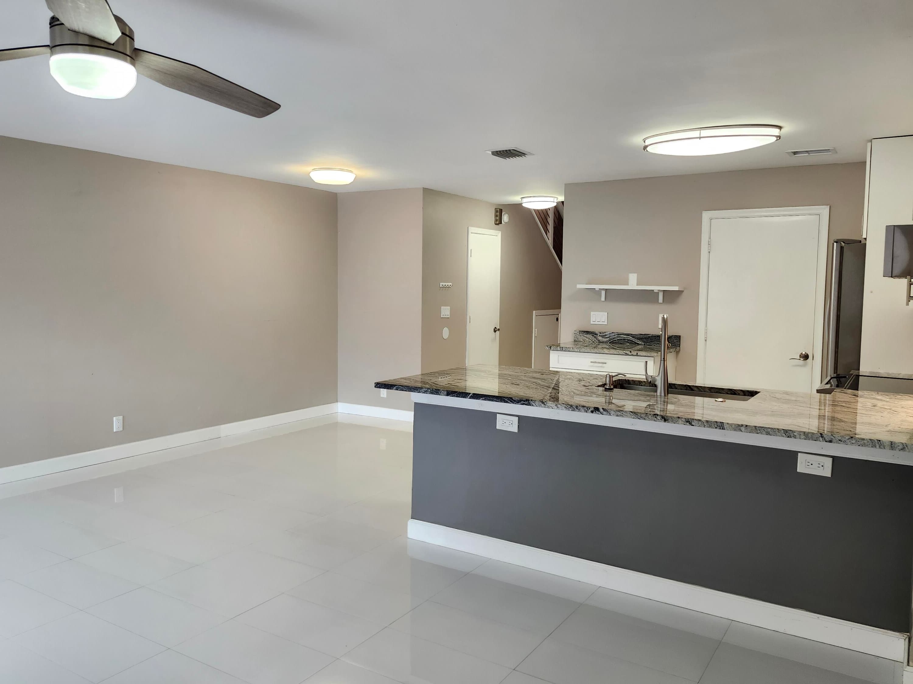 1919 Discovery Circle E, Deerfield Beach, FL 33442 — photo 8 of 23